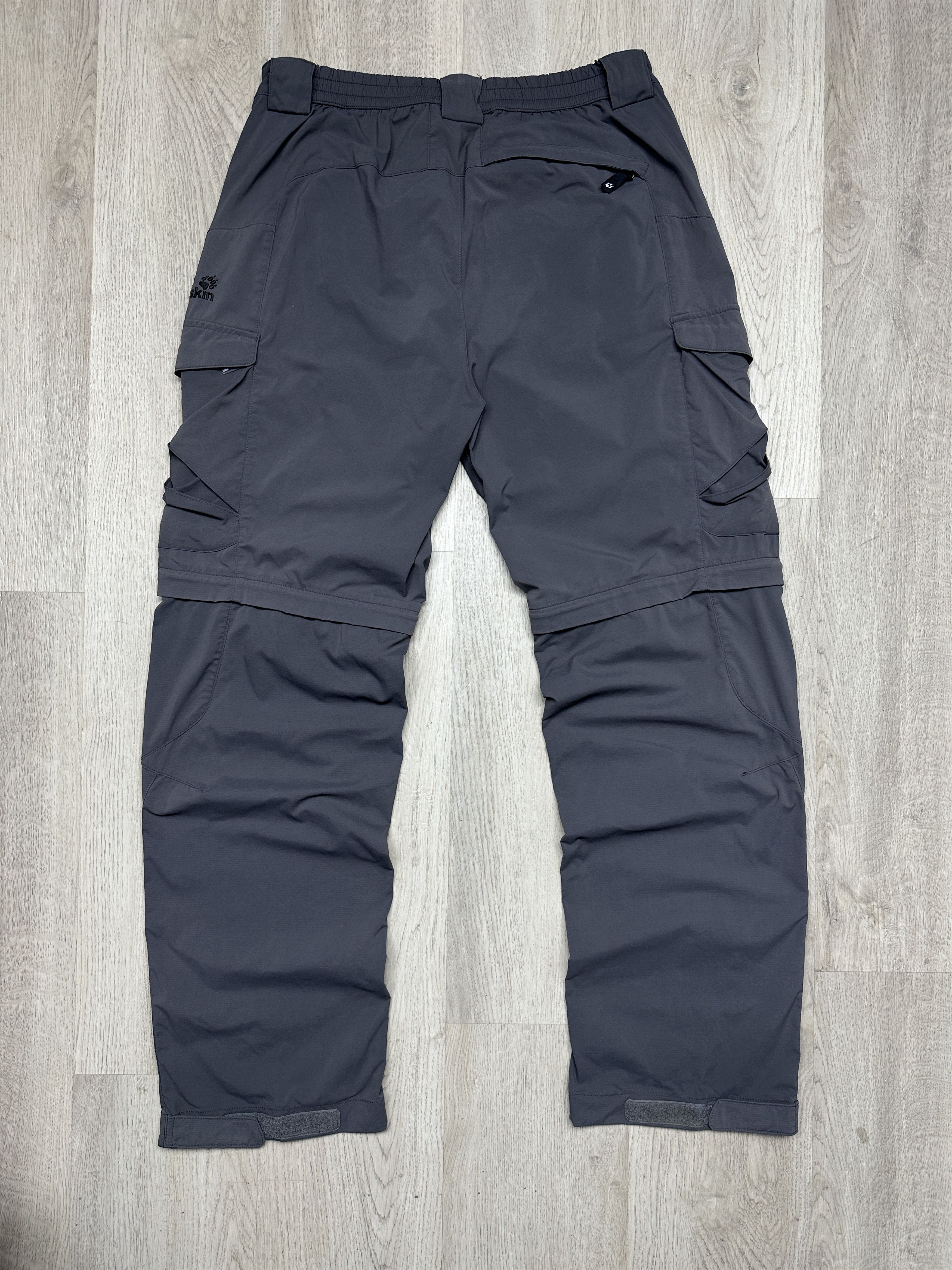 Jack Wolfskin Jack Wolfskins Mens Outdoor Cargo Pants Shorts Size US 32 / EU 48 - 10 Thumbnail
