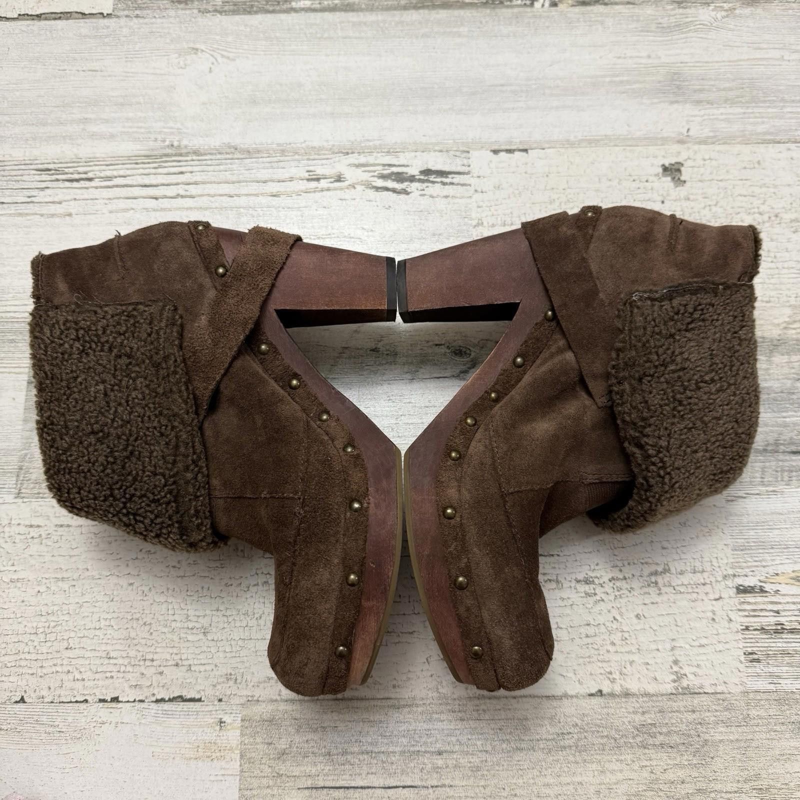 Nine West Y2k Vintage Nine West suede Sherpa Biker Clog Boots sz 6 Size US 6 / IT 36 - 3 Thumbnail
