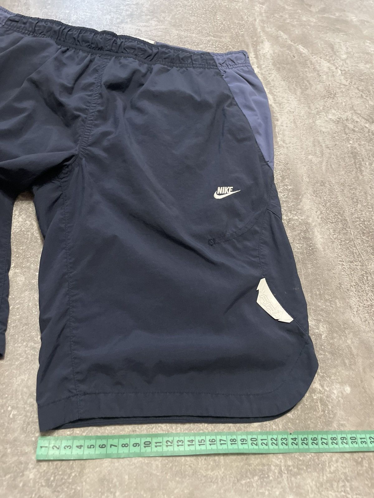 Nike × Vintage Vintage Nike Air Nylon Shorts Y2K Size US 30 / EU 46 - 17 Thumbnail