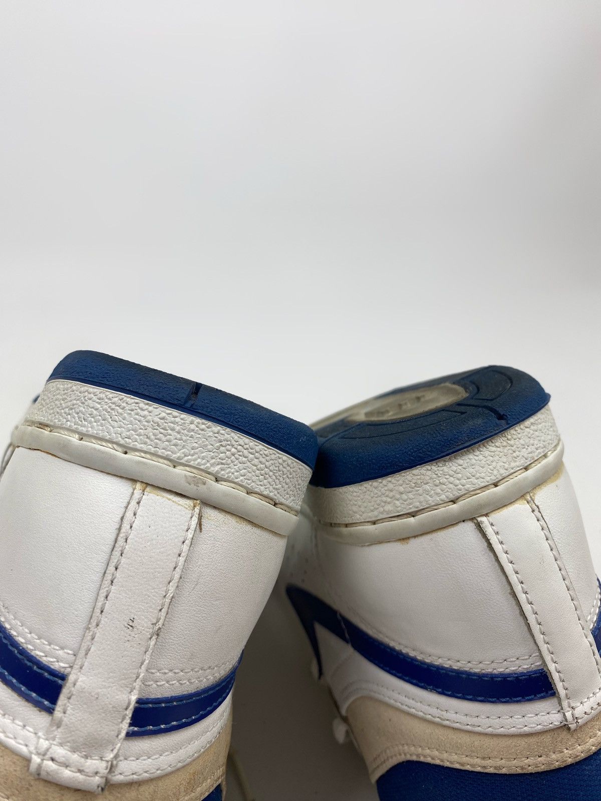 Nike 1988 Vintage Original Nike Court Force High Basketball Shoes Size US 10.5 / EU 43-44 - 17 Thumbnail