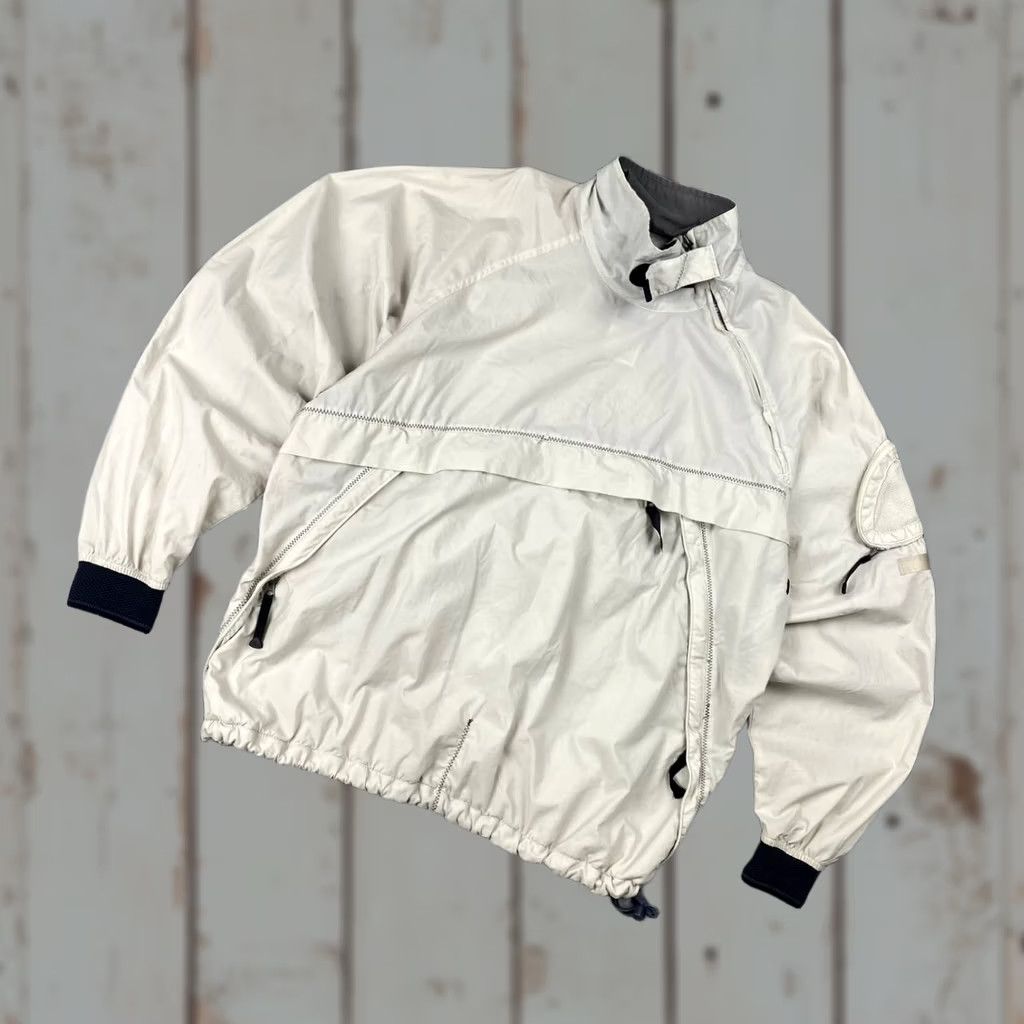 Nike ACG VINTAGE Nike ACG Asymmetric Kayak Anorak Jacket Men S Beige Size US S / EU 44-46 / 1 - 1 Thumbnail
