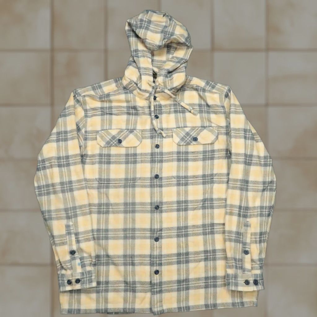 Patagonia Patagonia Hoodie Mens L Beige Plaid Flannel Hooded Pocket Long Sleeve Pullover Button Camisole? Size US L / EU 52-54 / 3 - 1 Thumbnail