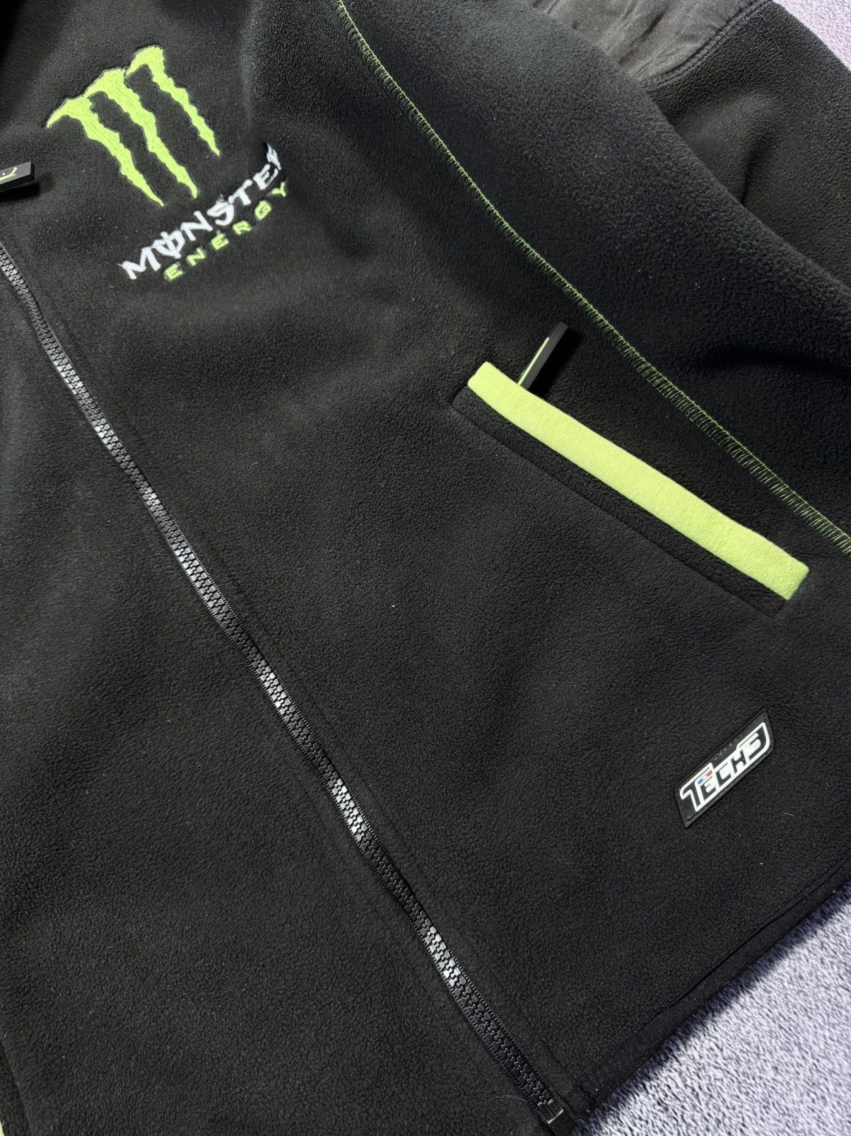 Other TECH3 x Monster Energy Racing Fleece Size US M / EU 48-50 / 2 - 6 Thumbnail