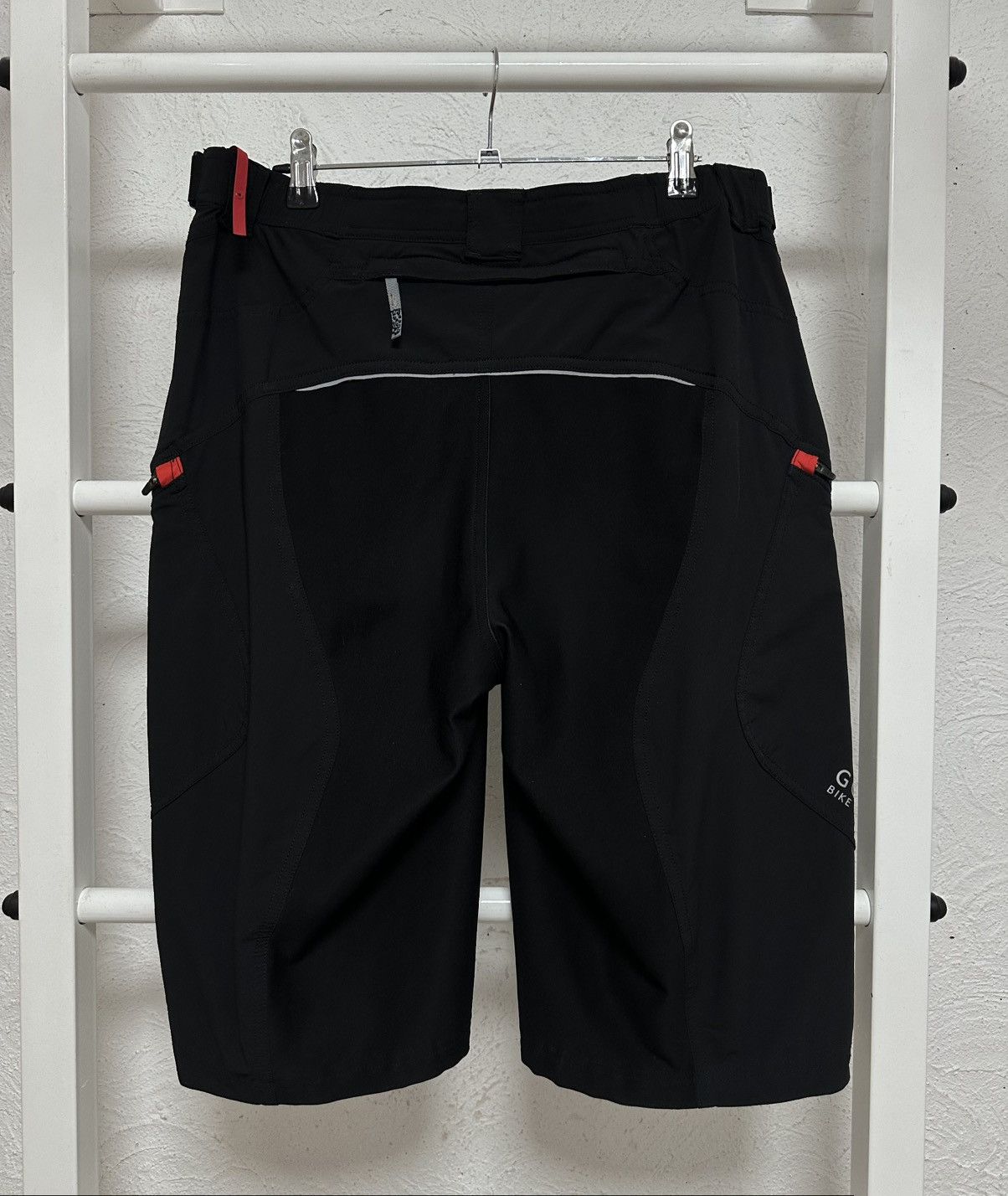 Other Gore Bike Wear Cycling Shorts Men’s Size L Size US 31 - 4 Thumbnail