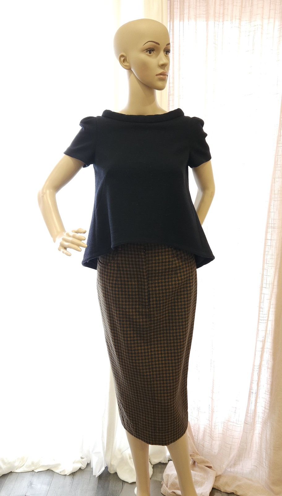 Isa Arfen 2016 ISA ARFEN 100%Virgin Wool Plaid Elegant Pencil Skirt Size 27" / US 4 / IT 40 - 1 Thumbnail