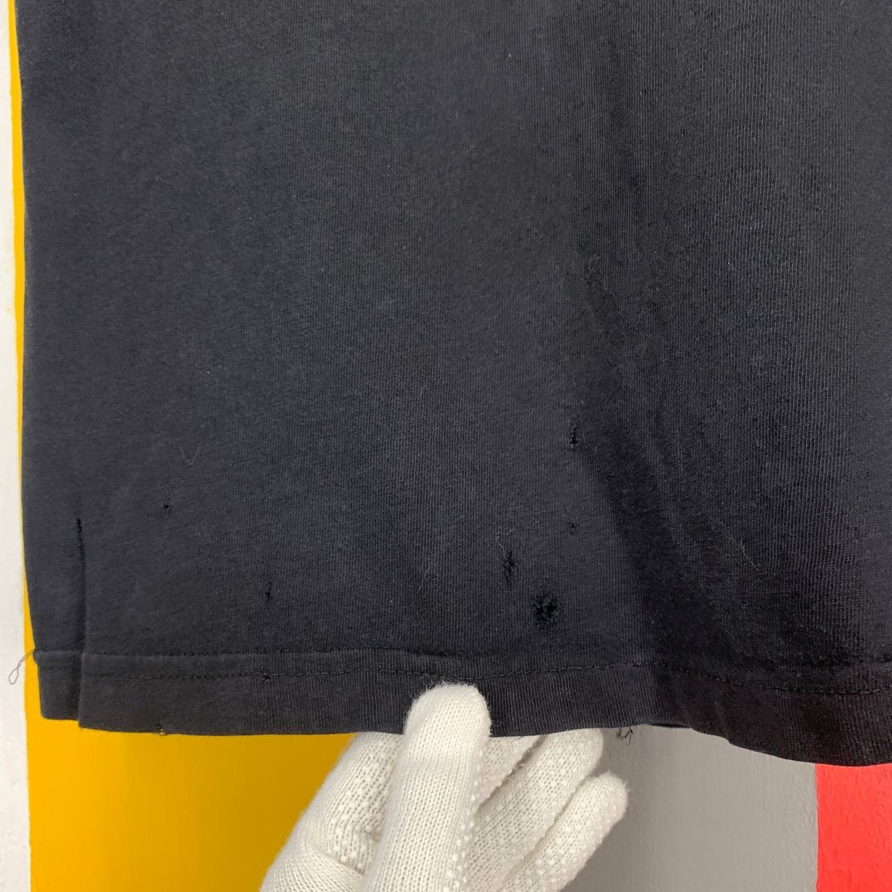 Band Tees 90s Vintage RADIOHEAD GUCCI PIGGY T Shirt #2434/AI Size US S / EU 44-46 / 1 - 4 Thumbnail