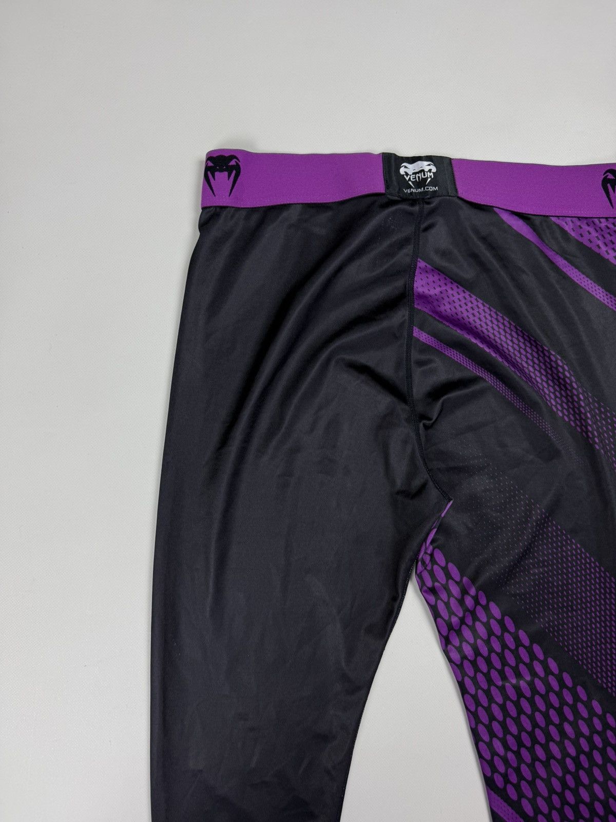 Other Venum Men’s Compression Athletic Tights Leggins Size L Size US 34 / EU 50 - 22 Thumbnail