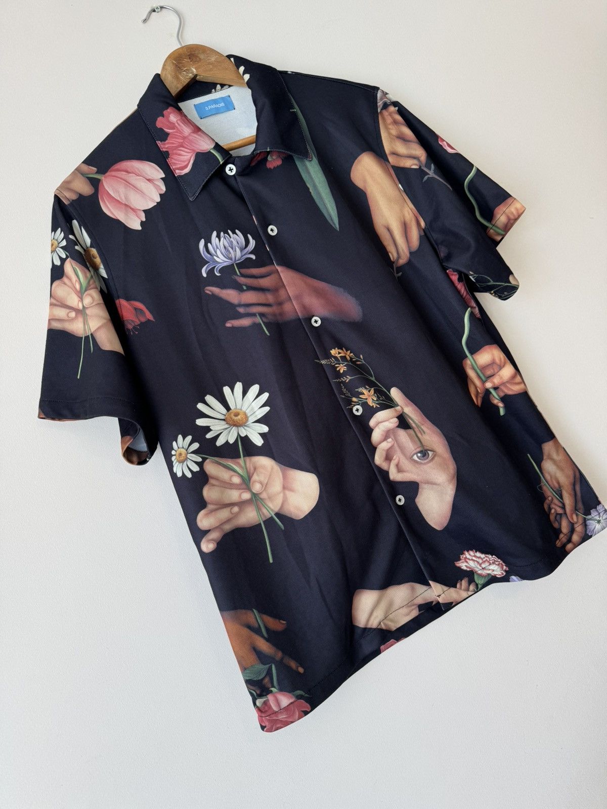 3.PARADIS 3.PARADIS 12 Ways Of Holding A Flower Shirt Size US M / EU 48-50 / 2 - 8 Thumbnail
