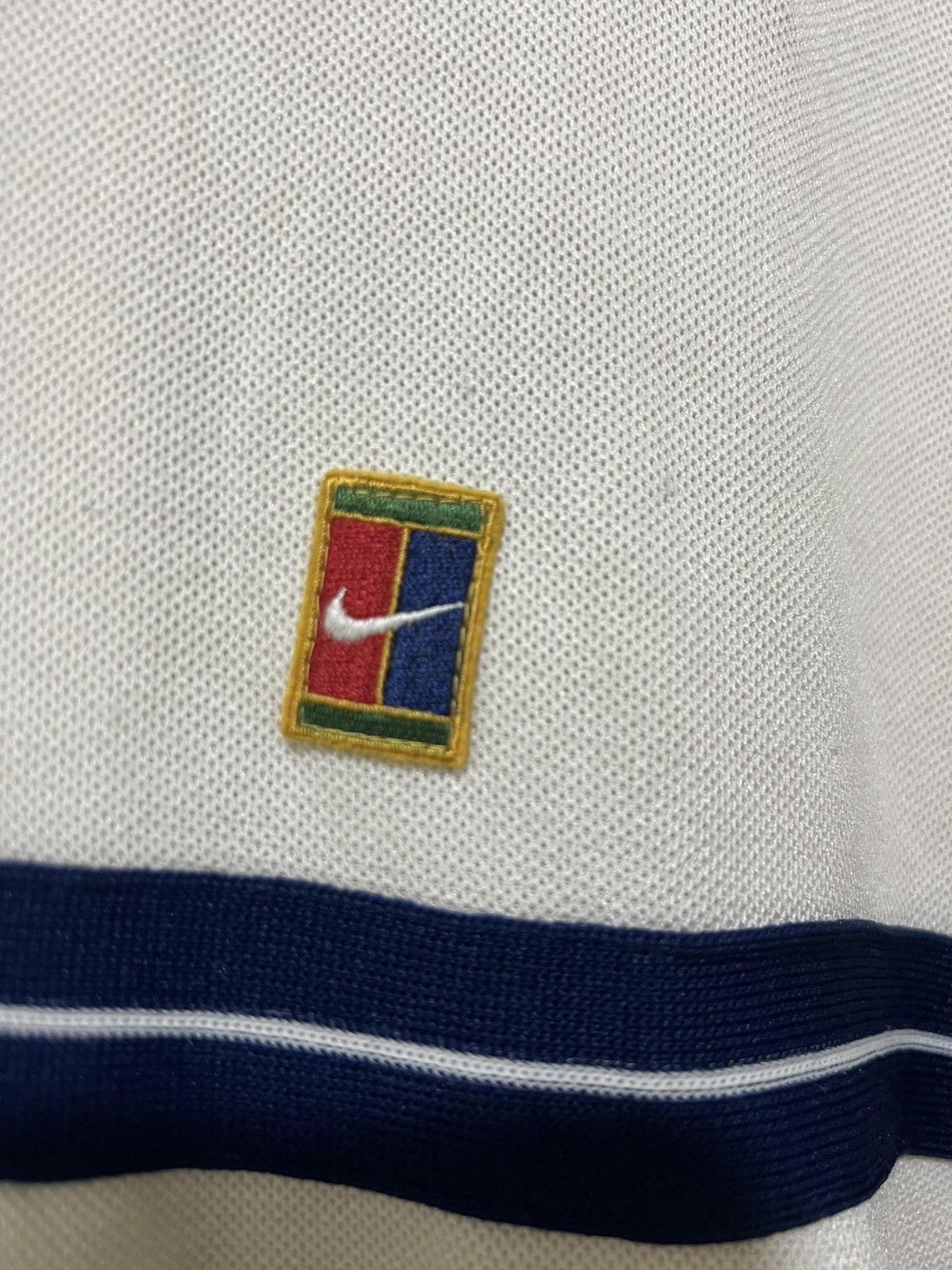Nike Vintage nikecourt sweater Size US XL / EU 56 / 4 - 1 Thumbnail