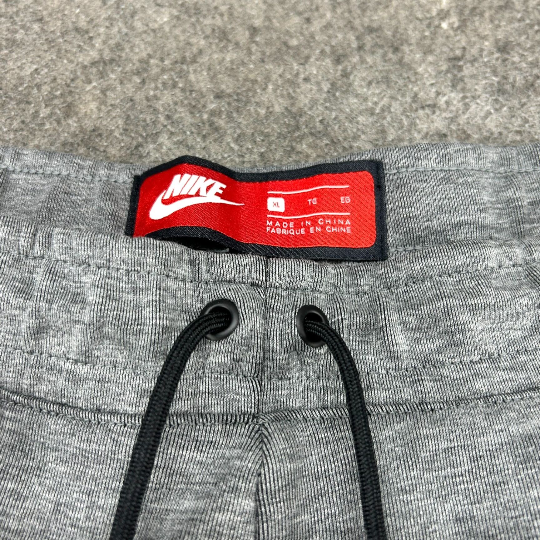 Nike Nike Pants Mens XL Gray Jogger Sweat Swoosh Heather Drawstring Tech Fleece Pack Size US 36 / EU 52 - 3 Thumbnail