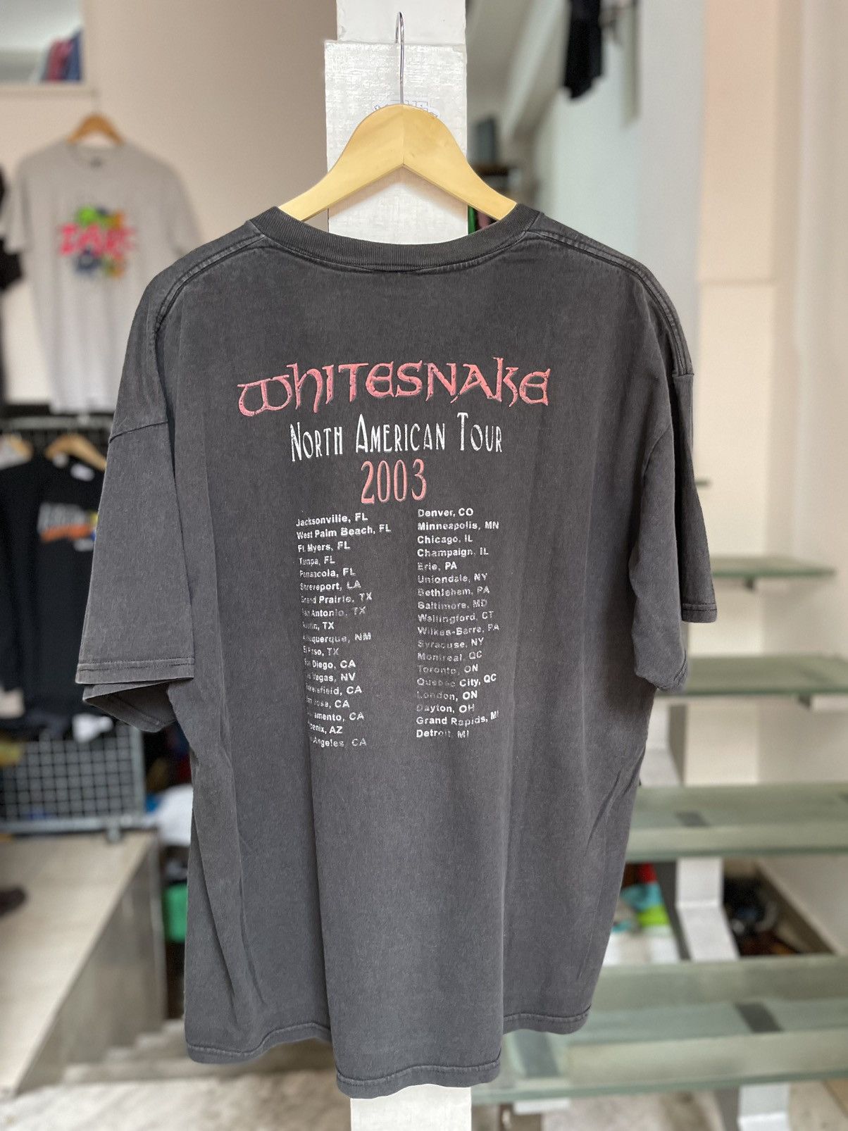Vintage Vintage Whitesnake North American tour 2003 t shirt Size US XXL / EU 58 / 5 - 2 Thumbnail