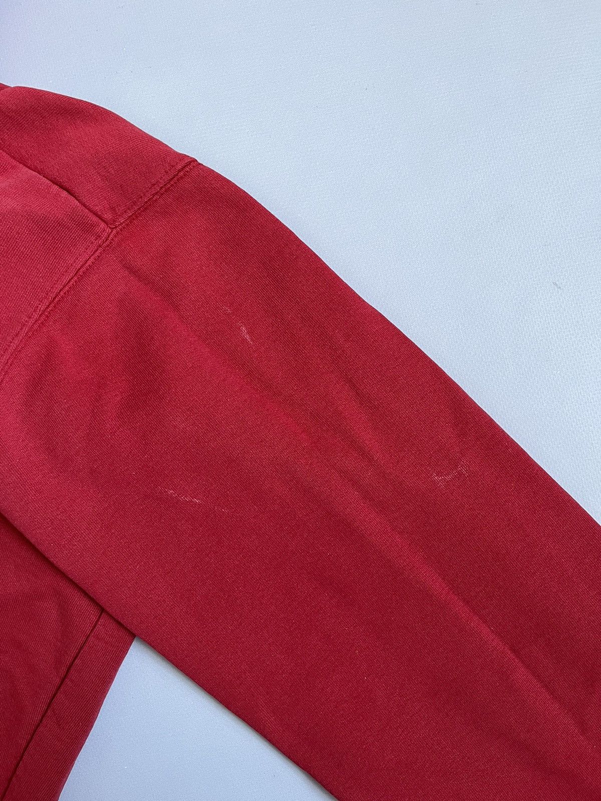 Carhartt × Vintage Vintage 90s Carhartt Men Distressed Red Logo Hoodie Size US L / EU 52-54 / 3 - 23 Thumbnail