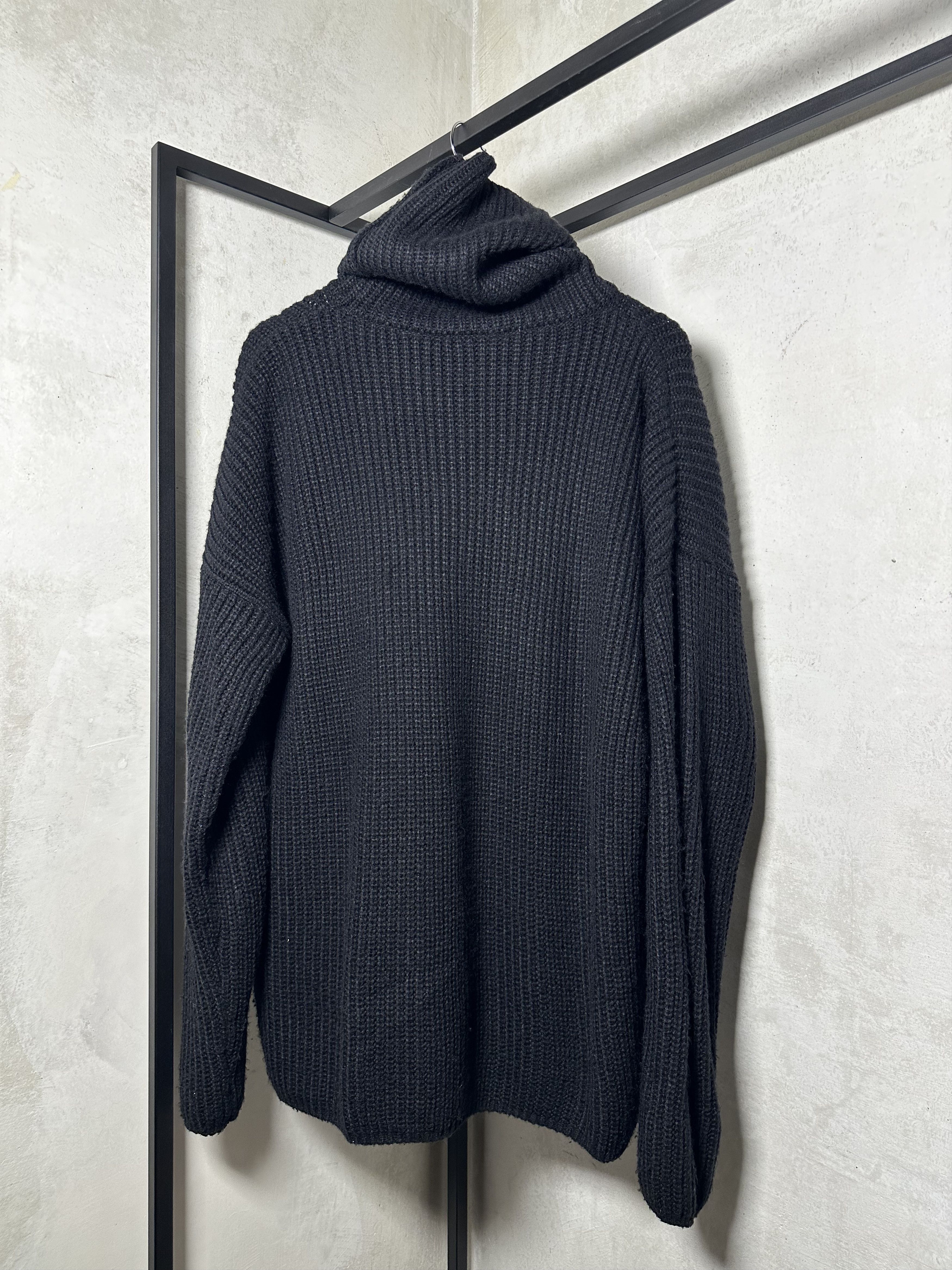 Handmade Custom Ordered Wool Turtleneck Sweater Size US XL / EU 56 / 4 - 1 Thumbnail