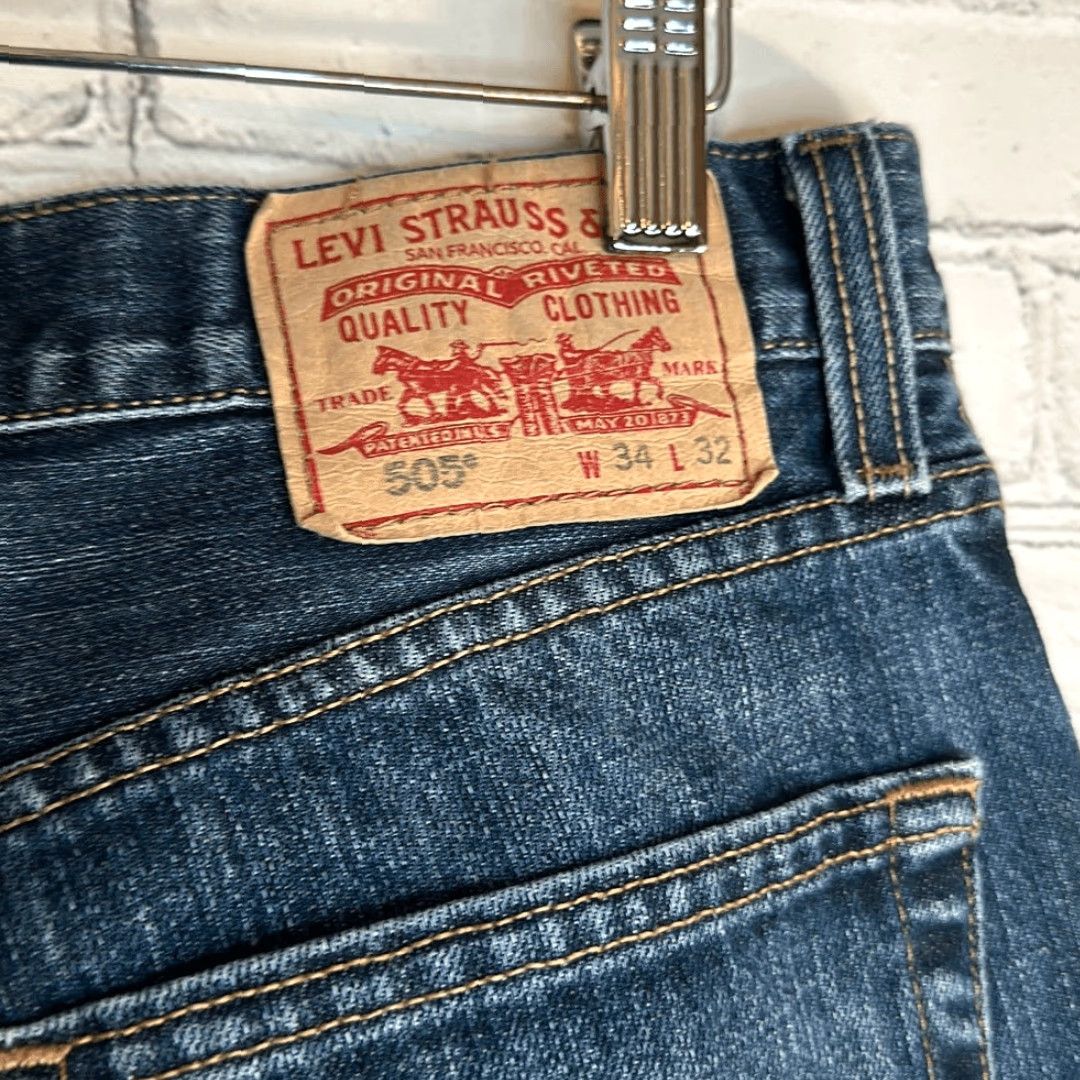 Levi's **Levi's 505 Men's Straight Leg Jeans Size 34 Blue** User: Levi's 505 Men's Straight Leg Jeans Size 34 Blue Size US 34 / EU 50 - 4 Thumbnail