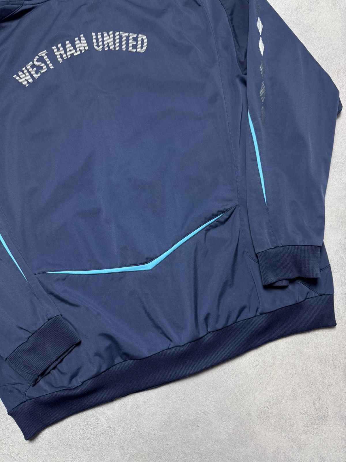 Umbro West Ham United 2008 2009 Football Soccer Track Jacket Umbro Size US XXL / EU 58 / 5 - 10 Thumbnail