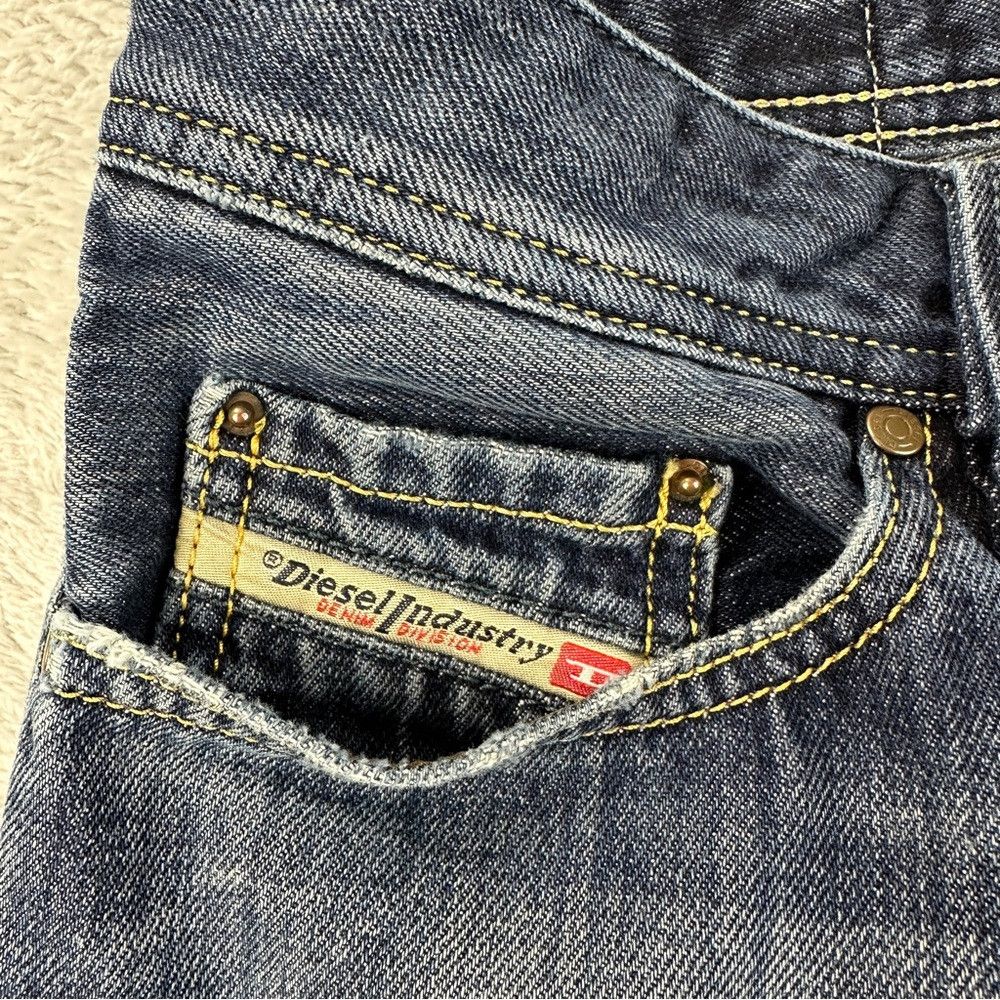 Diesel Diesel Viker Men's Jeans Size 30x29 Straight Regular Button Size US 30 / EU 46 - 8 Thumbnail