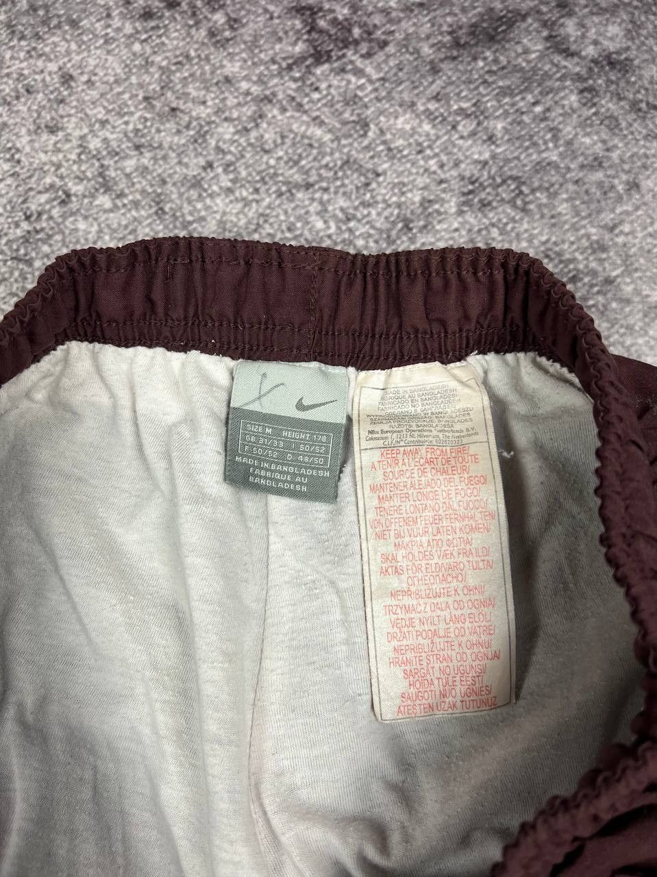 Nike Vintage Nike Neylon Pants Rare Size US 32 / EU 48 - 8 Thumbnail