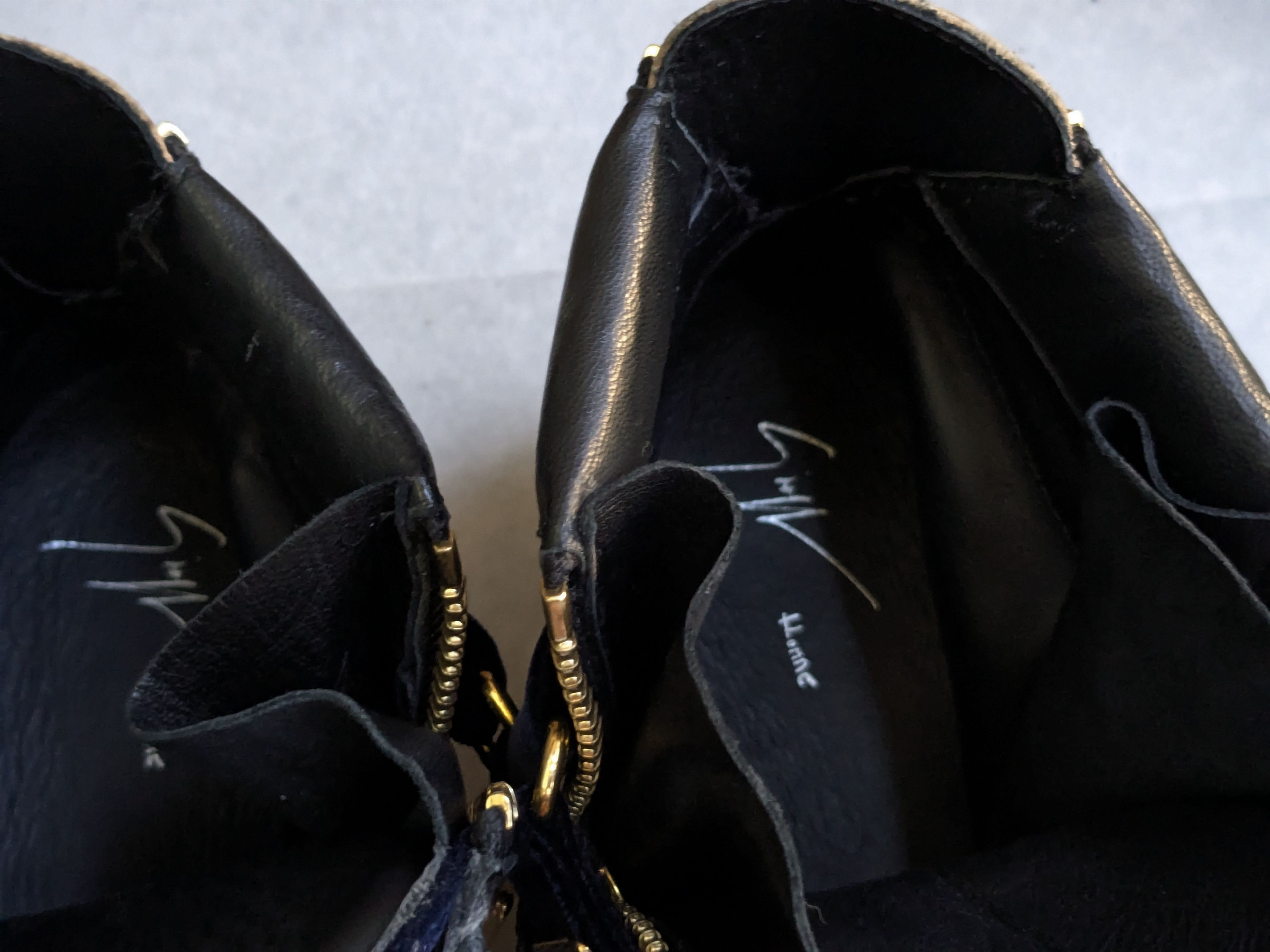 Giuseppe Zanotti Giuseppe Zanotti High Tops Navy Blue Velvet Gold 11 44 Size US 11 / EU 44 - 5 Thumbnail