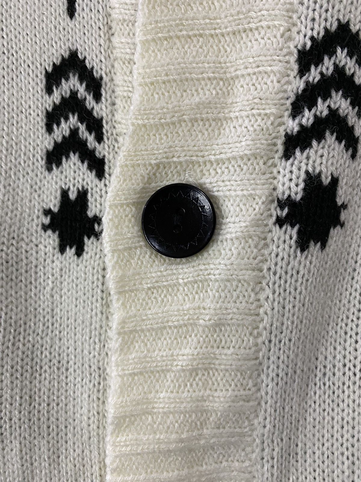 Issey Miyake Tete Homme Issey Miyake Wool Navajo Cardigan Size US M / EU 48-50 / 2 - 5 Thumbnail