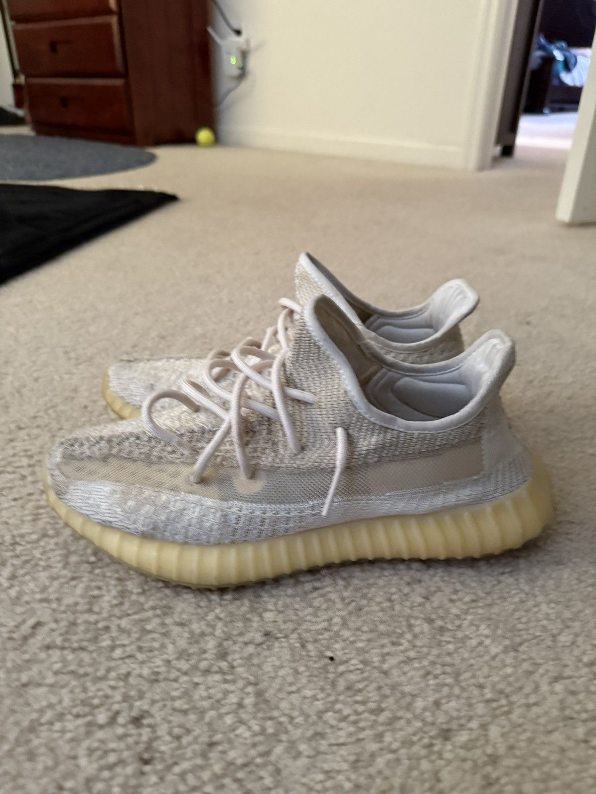 Adidas × Yeezy YEEZY 350 V2 NATURAL Size US 9.5 / EU 42-43 - 3 Thumbnail