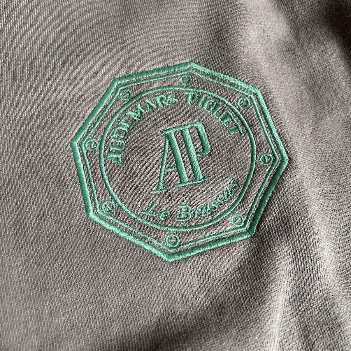 Audemars Piguet × Travis Scott Cactus Jack AP Le Brassus Switzerland Royal Oak Crewneck Size US XL / EU 56 / 4 - 7 Thumbnail