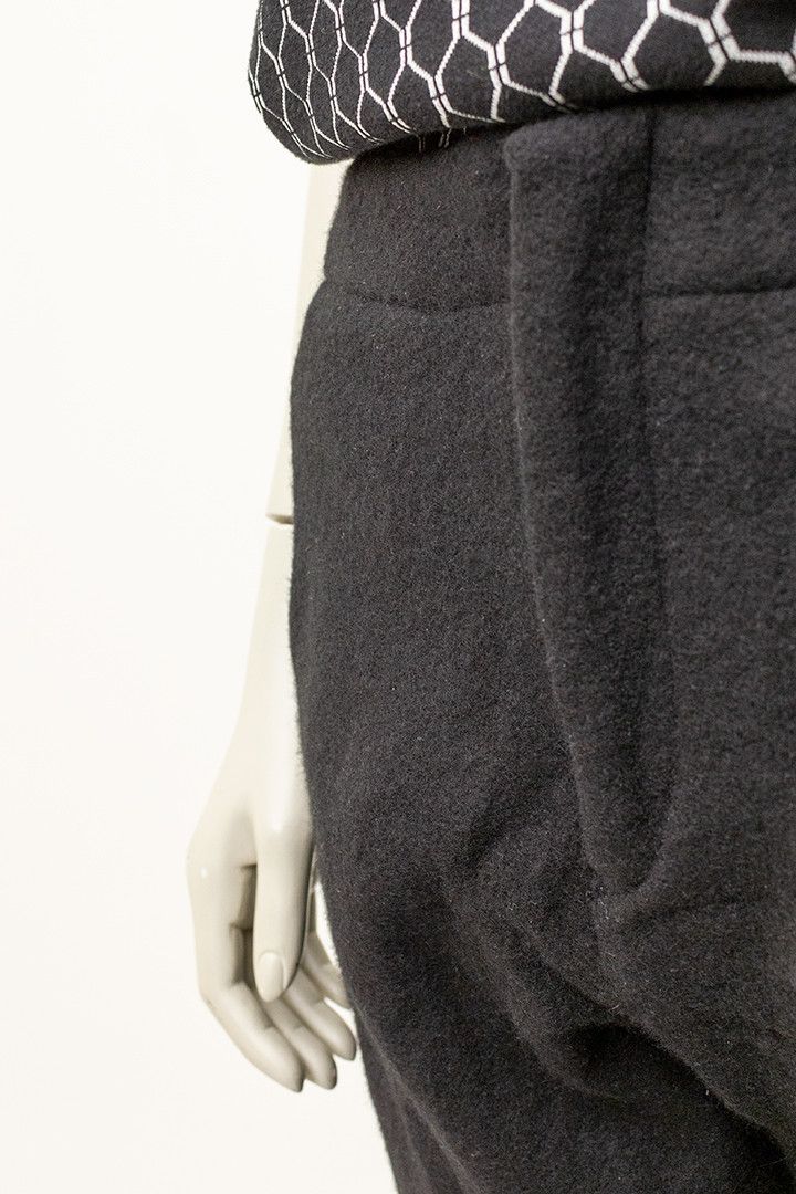 Yohji Yamamoto Yohji Yamamoto vintage wool trousers Size 26" / US 2 / IT 38 - 2 Thumbnail
