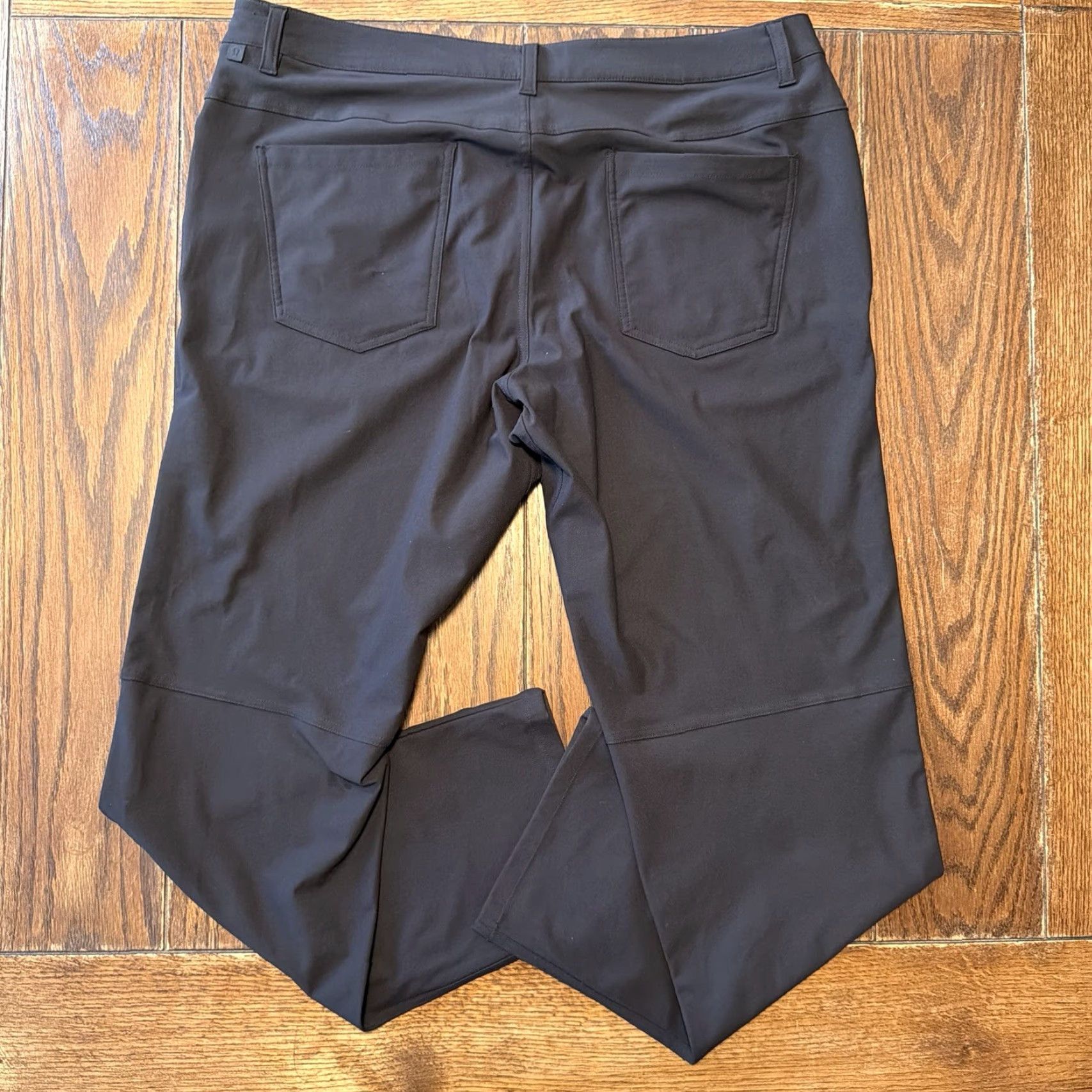 Lululemon Lululemon Men’s Pants Black Size 36x31 Stretch Zip Pocket Size US 36 / EU 52 - 7 Thumbnail