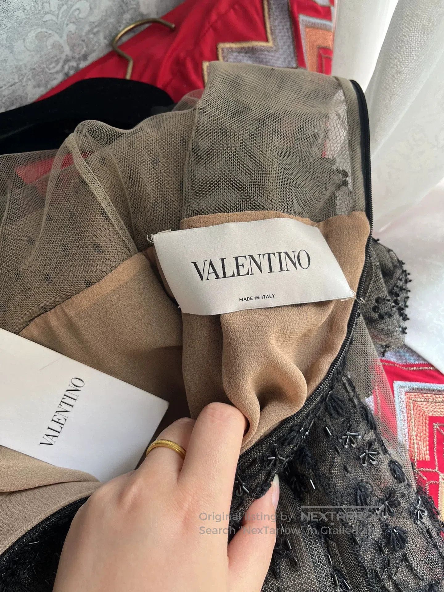Valentino Valentino Runway Beaded Lace Dress. Size US 38 / EU 54 - 7 Thumbnail