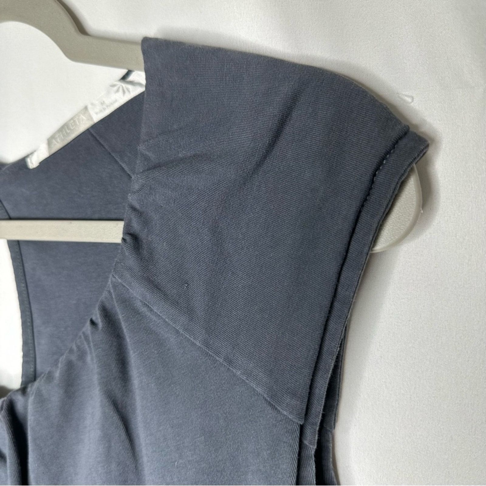Athleta ATHLETA Keyhole Knit Dress Charcoal Grey in Medium Size M / US 6-8 / IT 42-44 - 3 Thumbnail