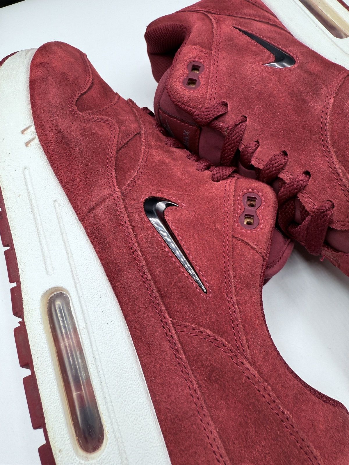Nike Nike Air Max 1 Premium Jewel Team Red Size 10.5 918354-600 Size US 10.5 / EU 43-44 - 1 Thumbnail