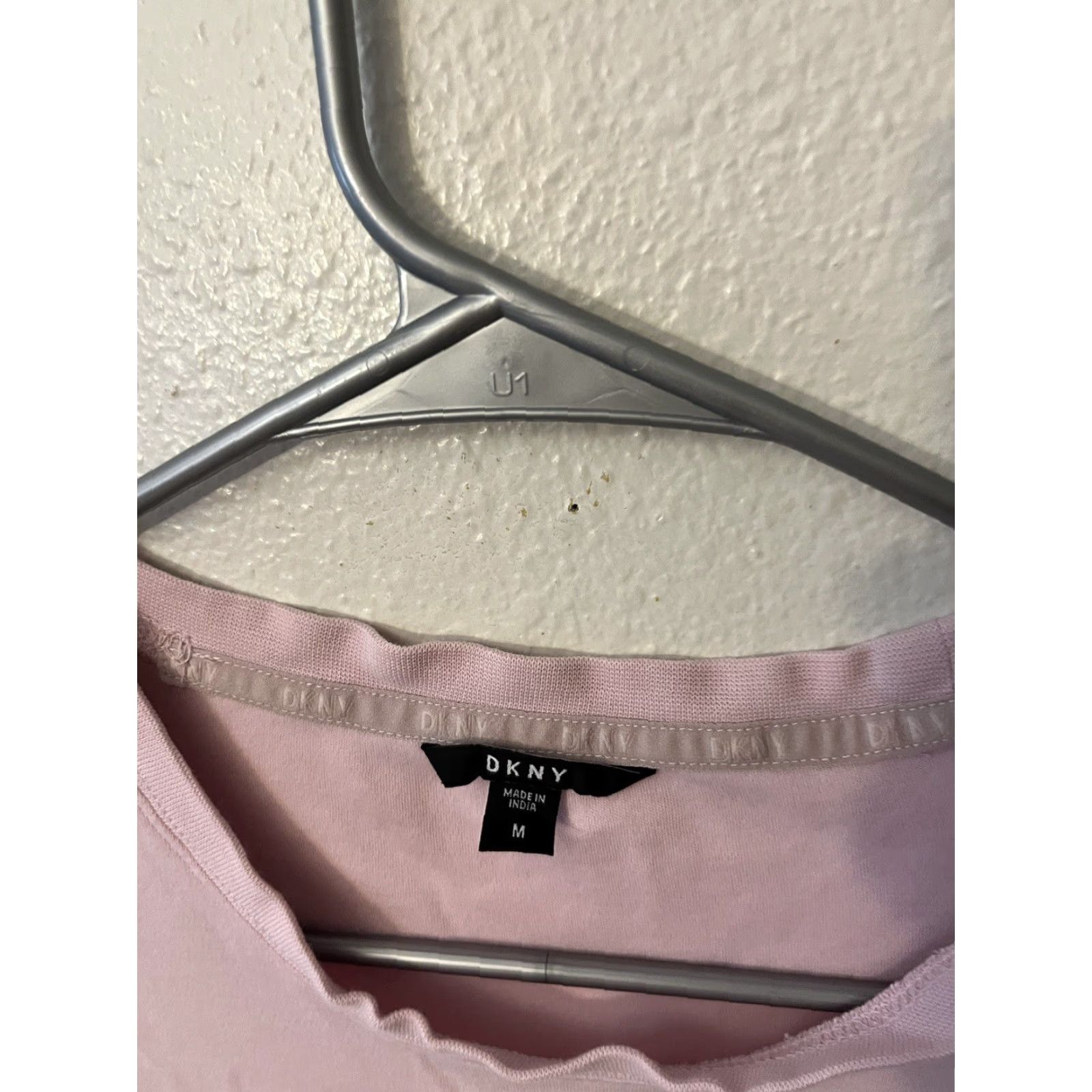 DKNY DKNY Men’s T-Shirt Solid Crew Neck Short Sleeve Pink Medium Size US M / EU 48-50 / 2 - 3 Thumbnail
