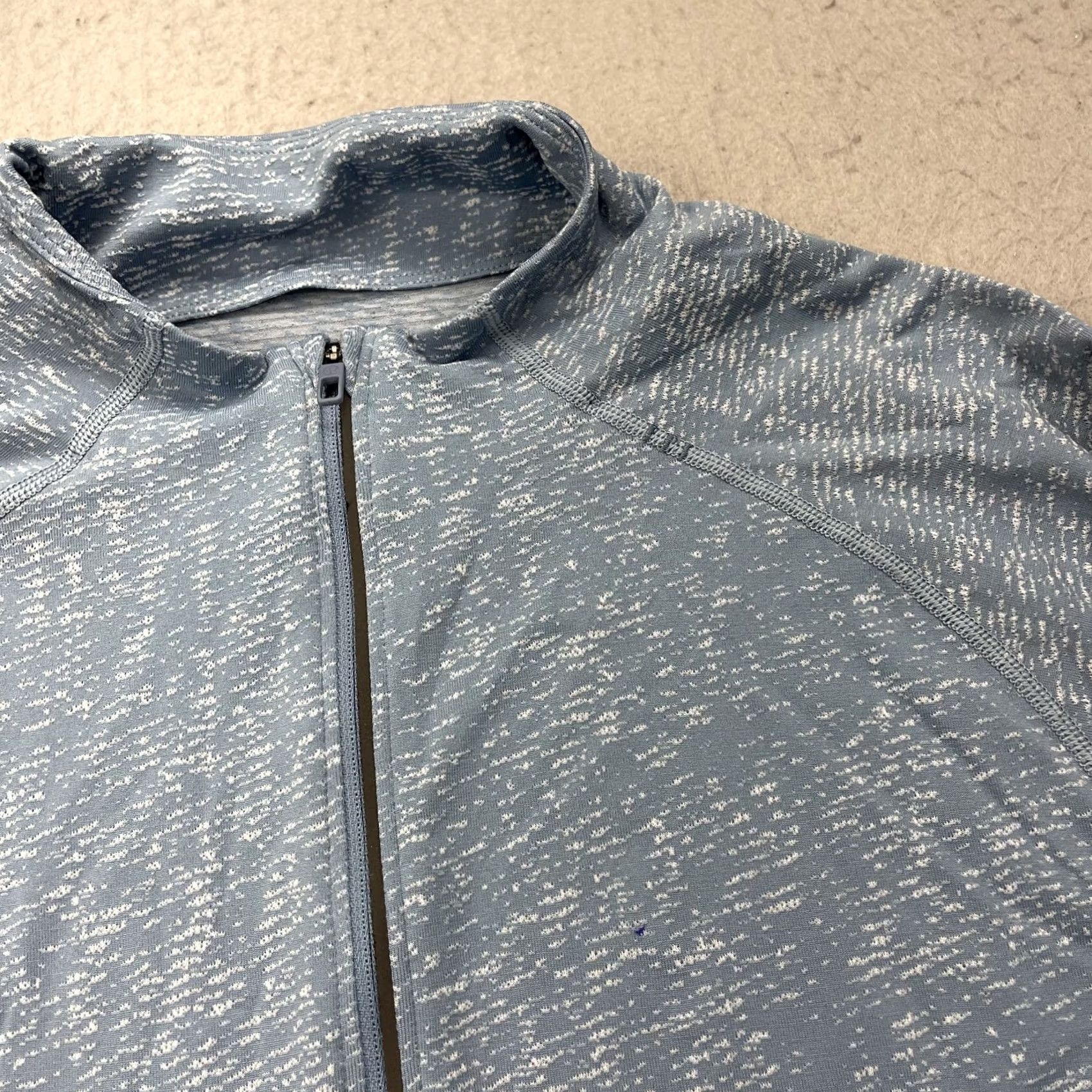 Lululemon Lululemon Jacket Mens M Blue Geometric 1/4 Zip Pullover Gym Size US M / EU 48-50 / 2 - 3 Thumbnail