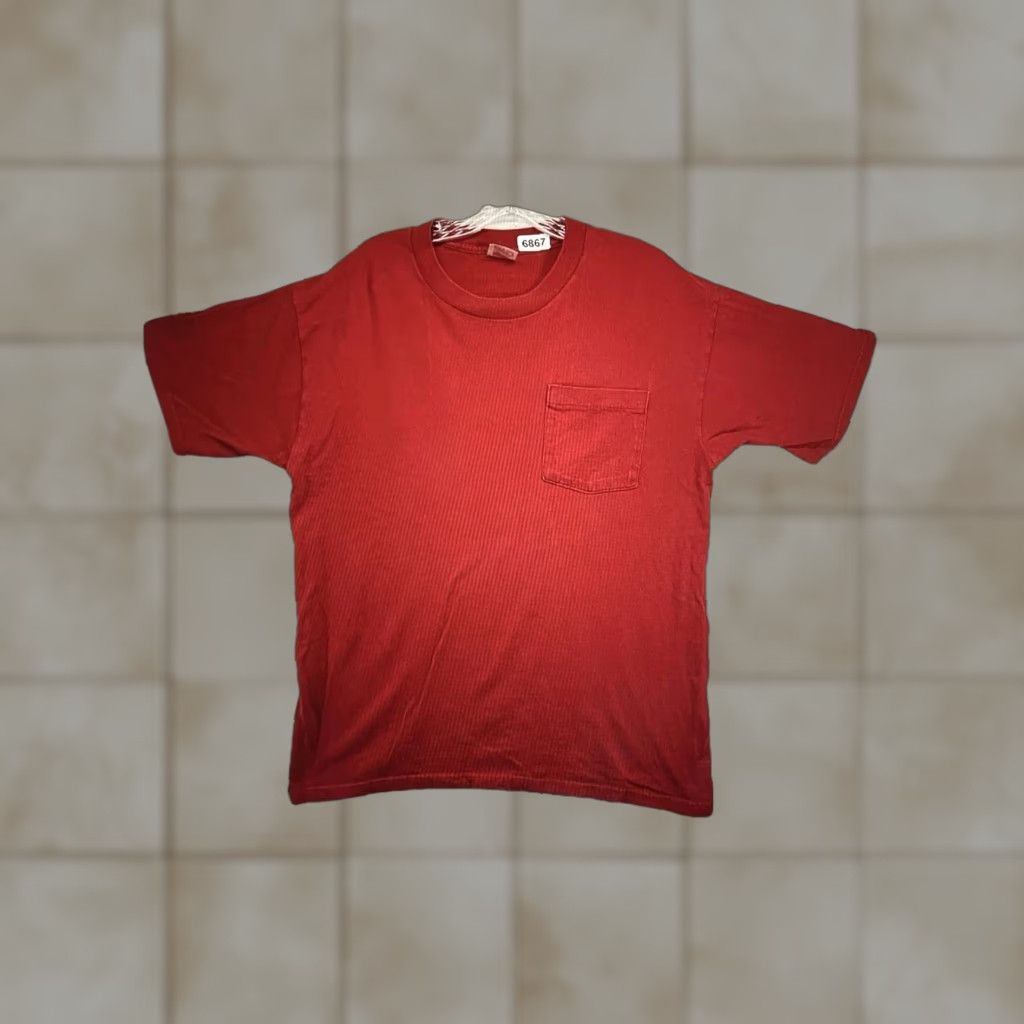 Vintage VINTAGE 90s Y2K BVD Men T-Shirt Large Red Cotton Knit Crew Neck Short Sleeve Retro Grunge Art Size US L / EU 52-54 / 3 - 1 Thumbnail
