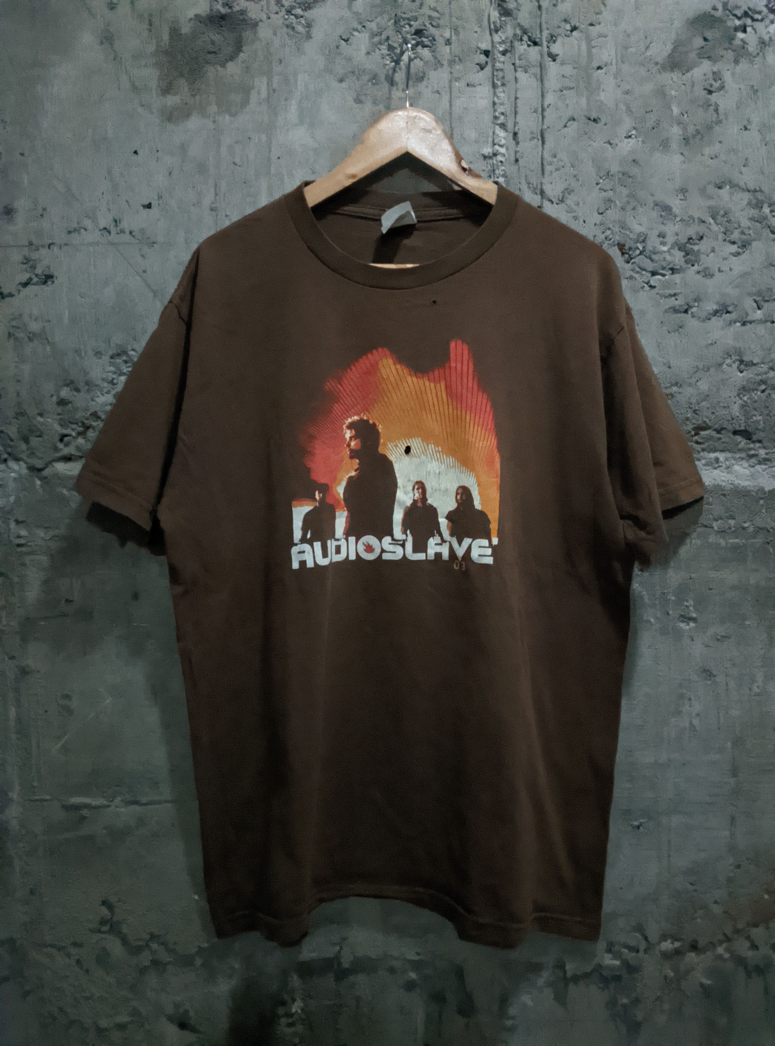 Band Tees Vintage Audioslave distressed alt rock erd t shirt Size US L / EU 52-54 / 3 - 1 Thumbnail
