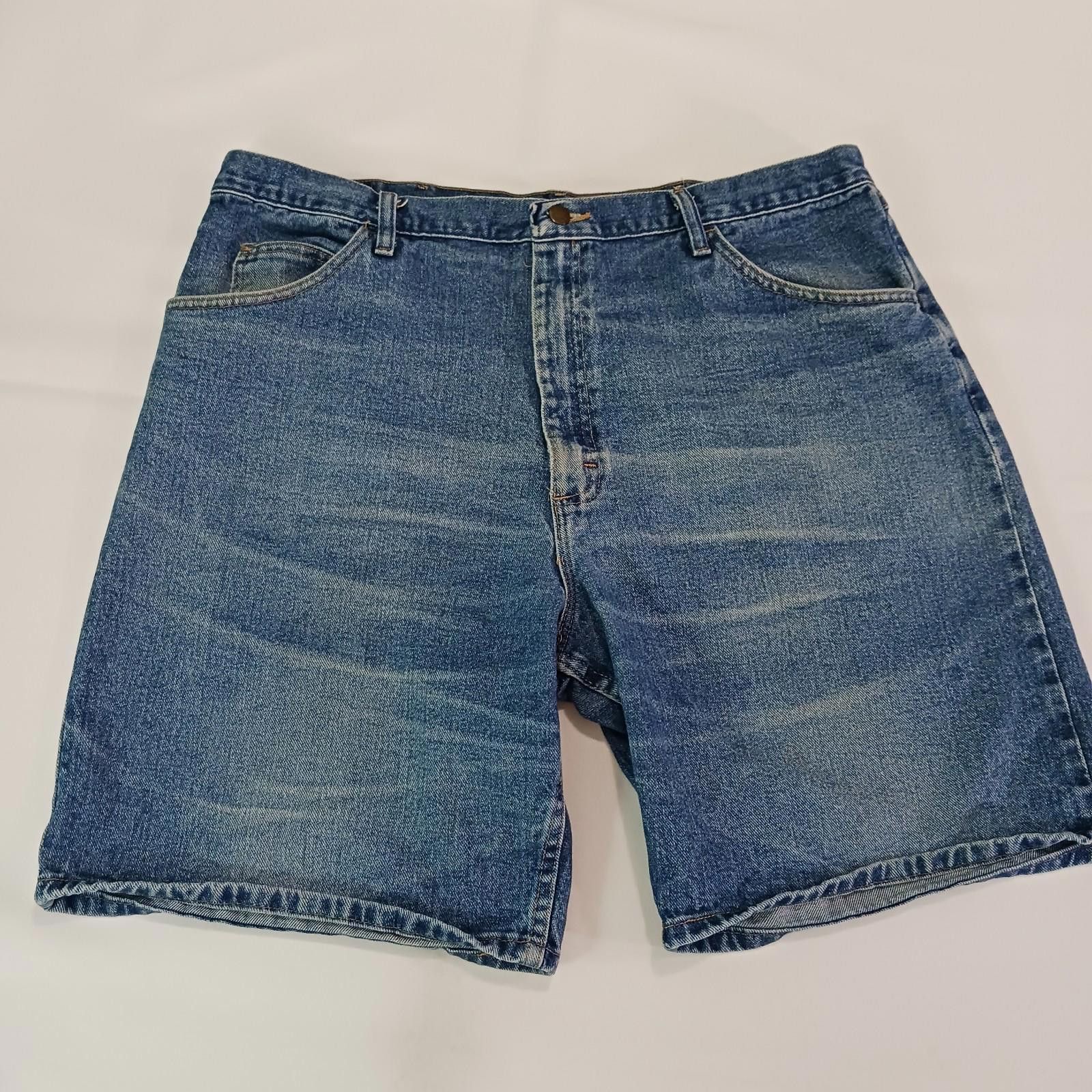 Wrangler Wrangler 606W1DH Relaxed Fit Men's 40 Blue Denim Jean Shorts Size US 40 / EU 56 - 1 Thumbnail