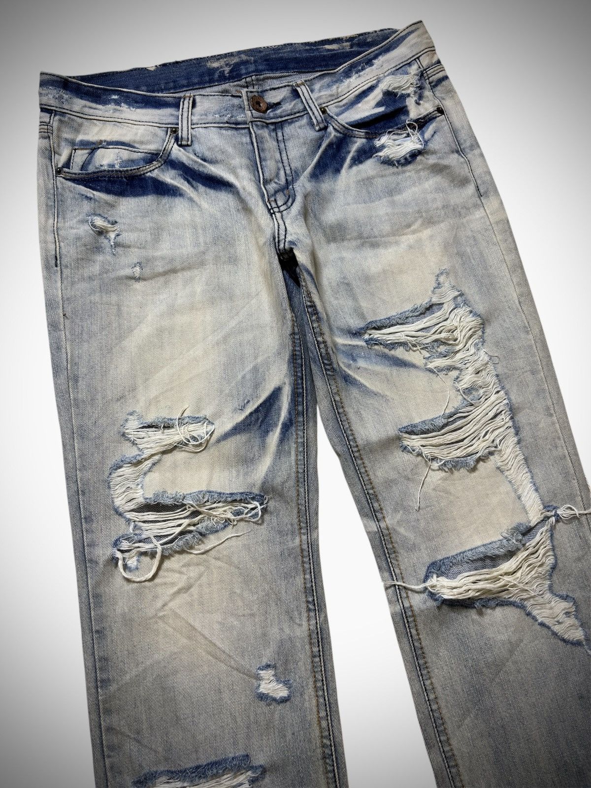Japanese Brand 2000’s Unknown - Washed Destroyed Jeans Lgb Style Size US 29 - 2 Thumbnail