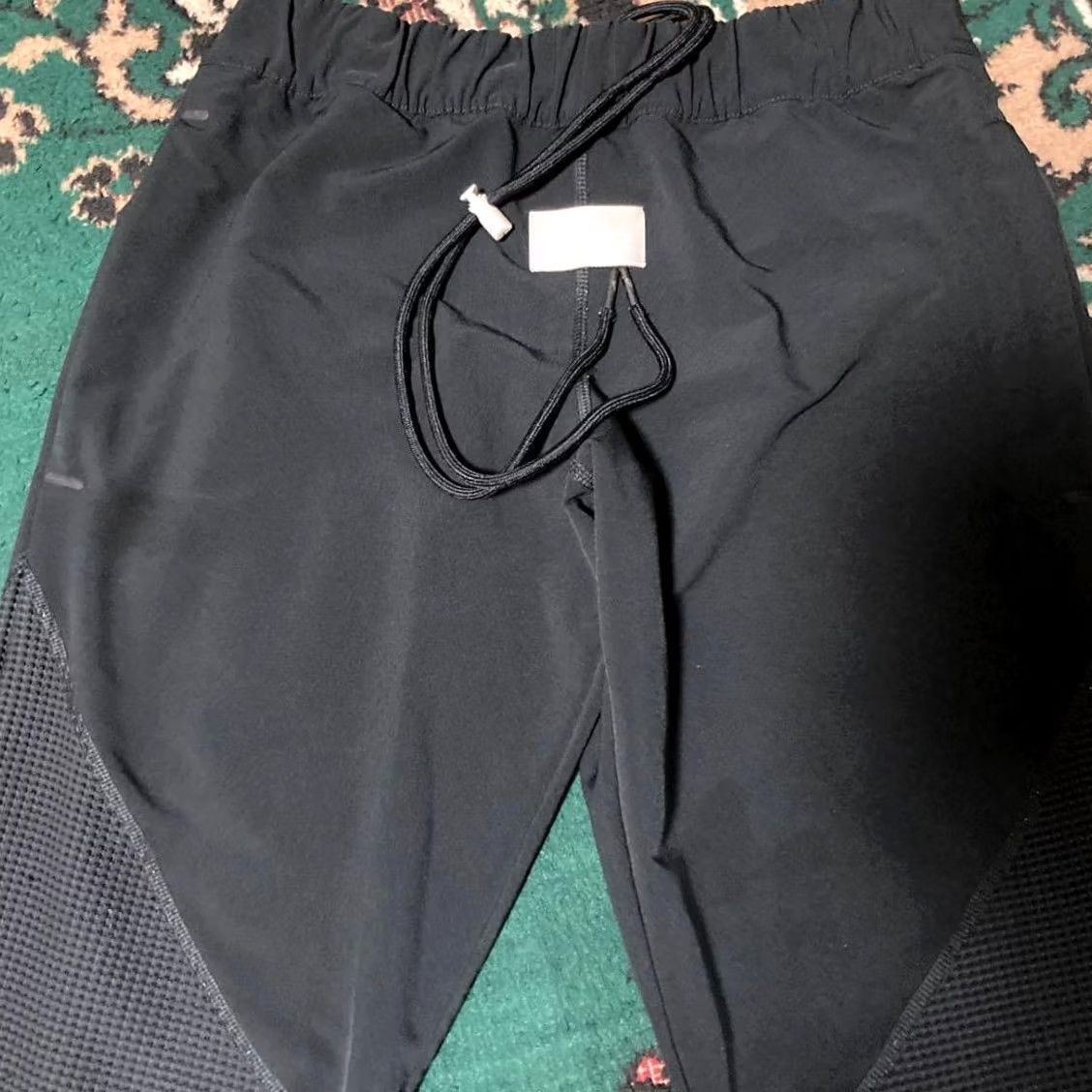 Nike VINTAGE Nike x Fear of God NRG Run Pants Black Waffle Size M Mens Pants Black Tapered 34cm 70cm Inseam 70cm Pockets Logo Drawstring Size US 31 - 6 Thumbnail