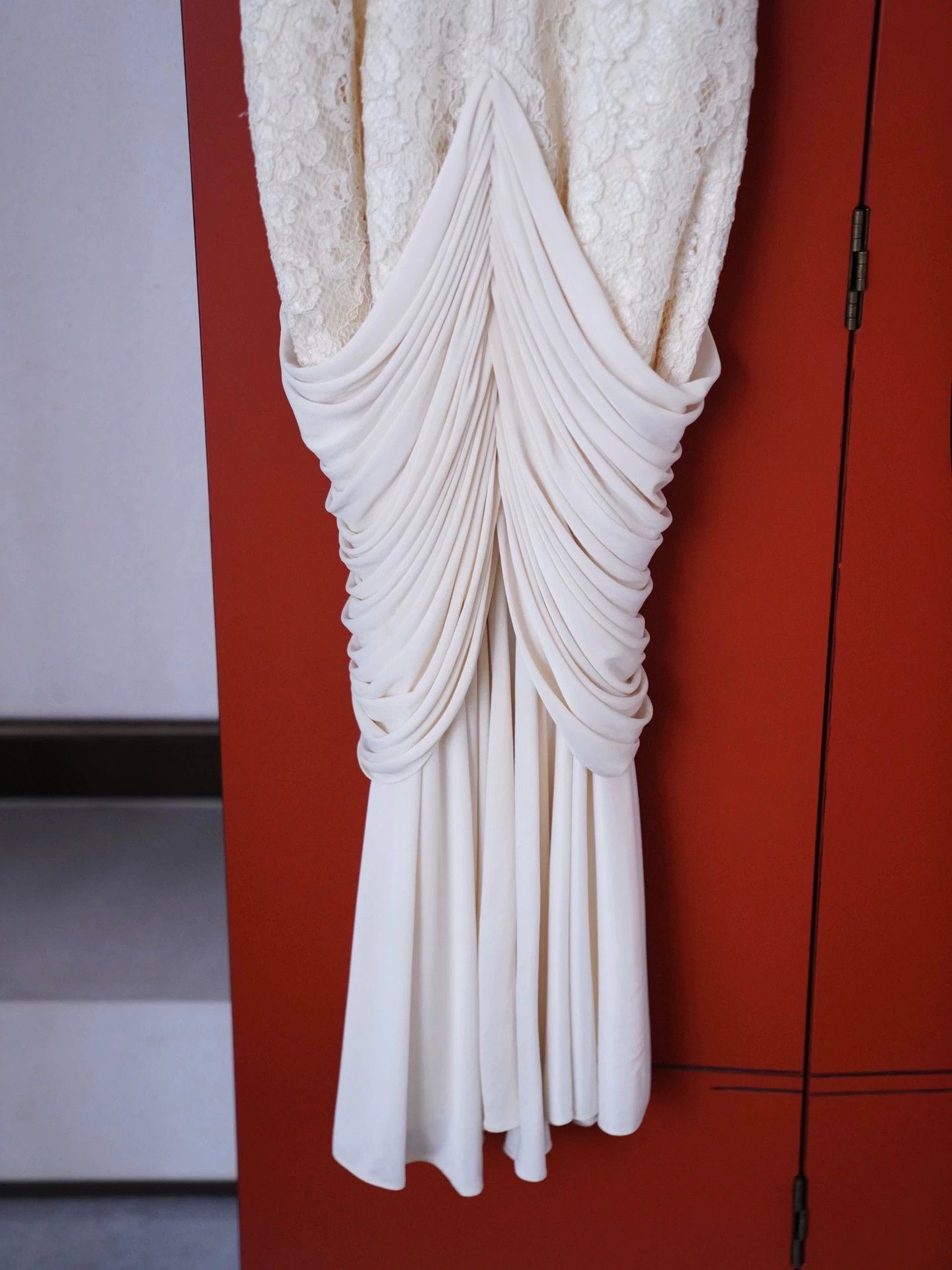 Vintage USA Vintage Cream Beaded Lace Bodycon Dress w/Shoulder Pads L Size L / US 10 / IT 46 - 6 Thumbnail