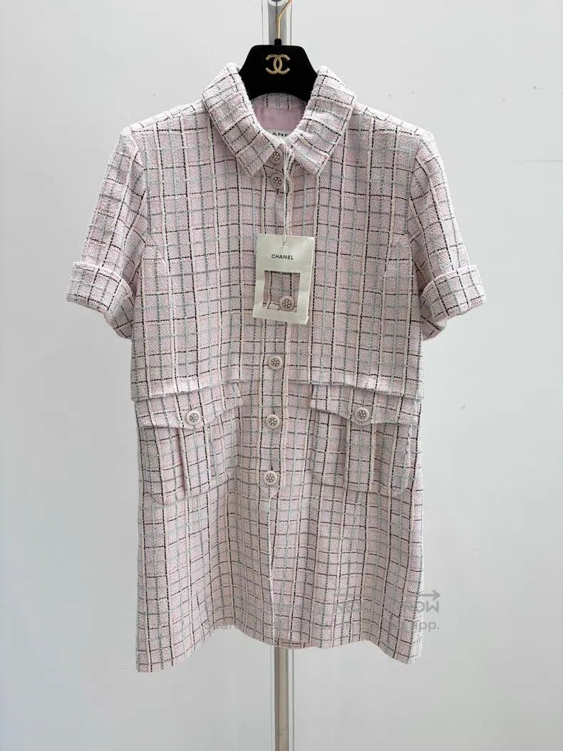 Chanel Chanel Pink knitted plaid dress jacket Size XS / US 0-2 / IT 36-38 - 1 Thumbnail