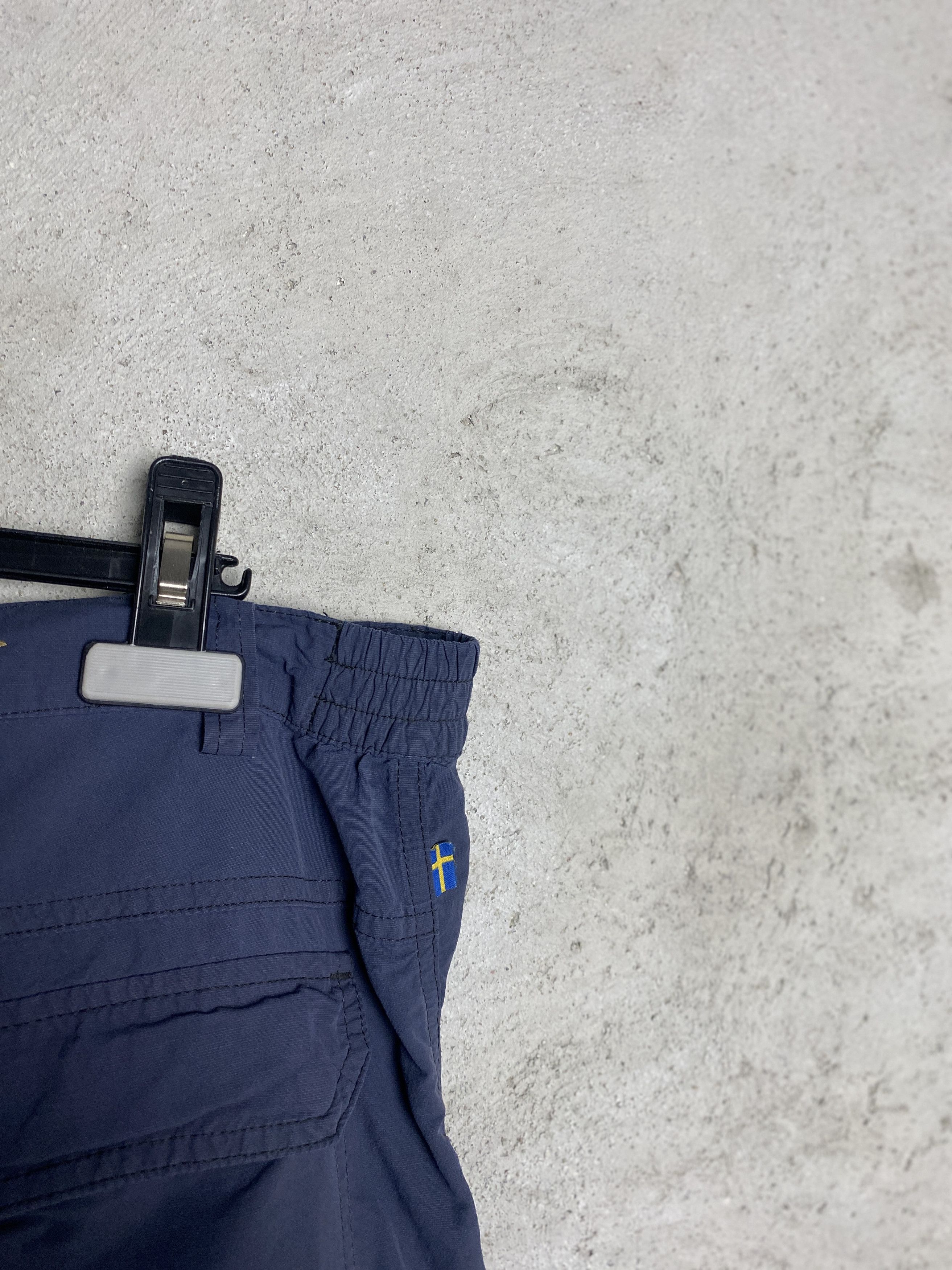 Fjallraven Fjallraven Cape Point MT Zip off trousers outdoor gorpcore Size US 40 / EU 56 - 4 Thumbnail