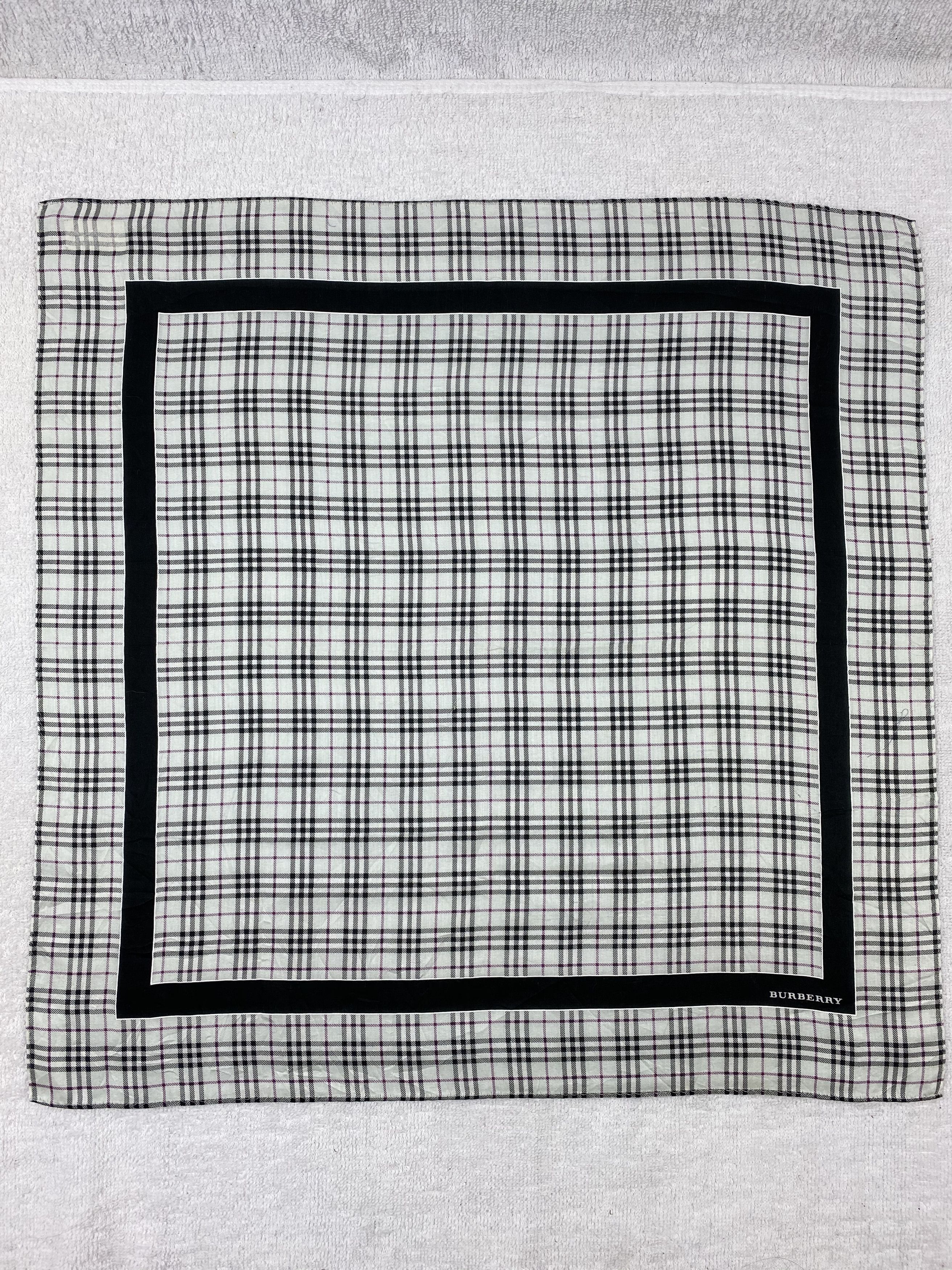 Burberry Burberry Handkerchief / Bandana / Neckerchief Size ONE SIZE - 3 Thumbnail
