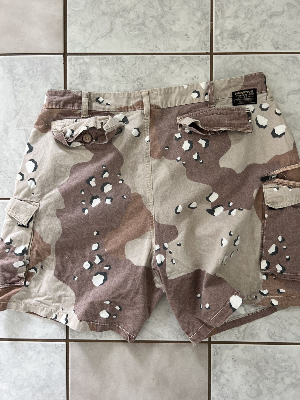 Primitive Primitive Baggy Camo Shorts Size US 34 / EU 50 - 3 Thumbnail