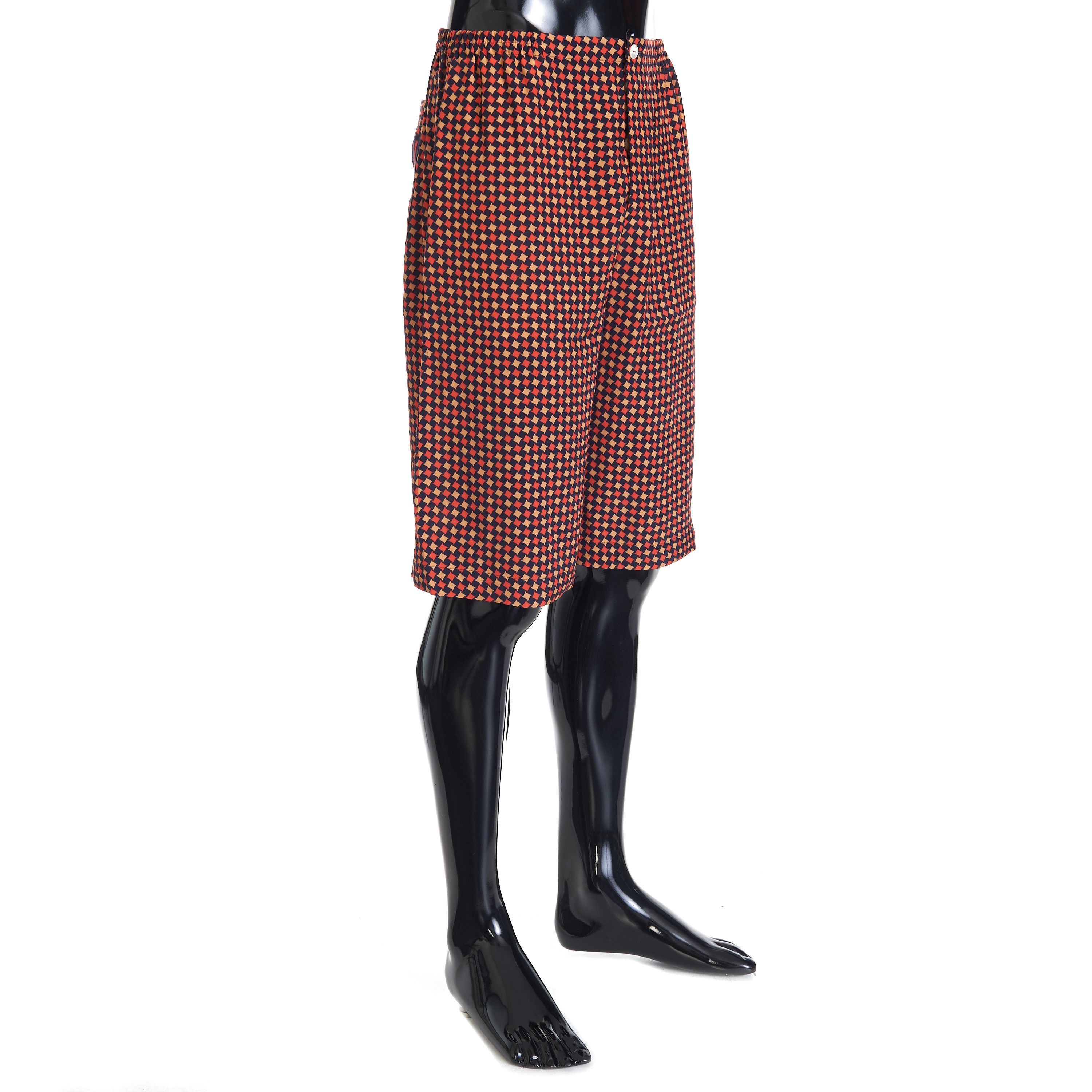 Gucci Geometric Houndstooth Print Shorts In Blue & Red Viscose Size US 32 / EU 48 - 6 Thumbnail