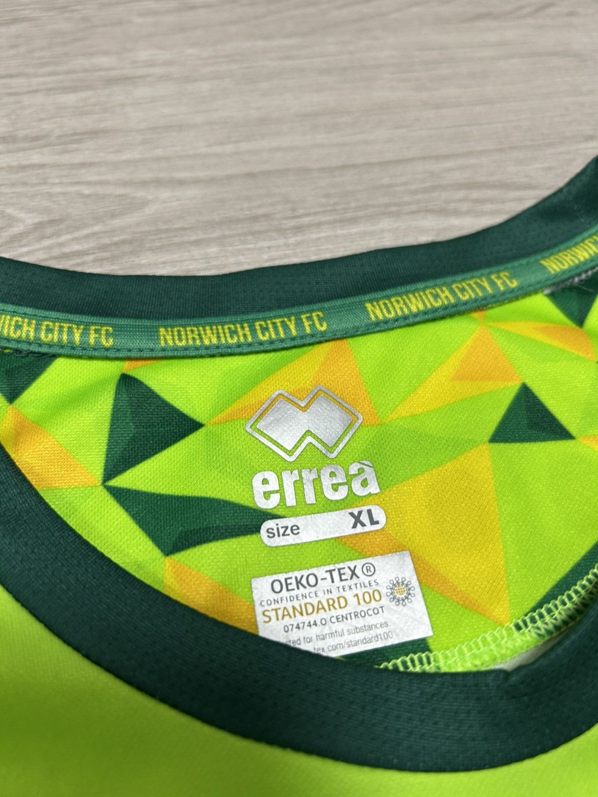 Errea Errea Norwich City FC Shirt 2018/2019 Championship England Size US XL / EU 56 / 4 - 4 Thumbnail