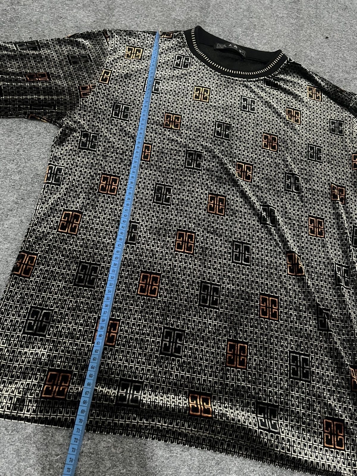 Japanese Brand Vintage General Monogram Velour Longsleeve 4G Luxury Size US L / EU 52-54 / 3 - 9 Thumbnail