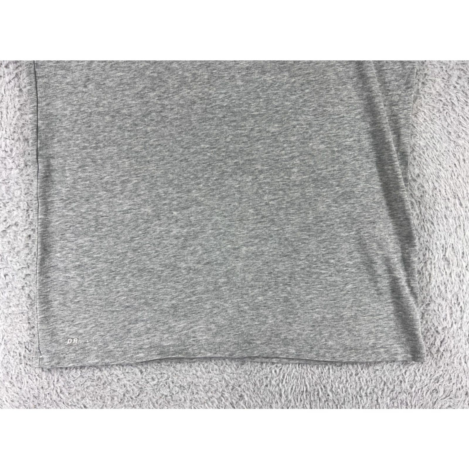 Nike NIKE Shirt Men S Gray Swoosh Logo Short Sleeve Crew Neck Cotton Blend Dri-FIT Size US S / EU 44-46 / 1 - 7 Thumbnail