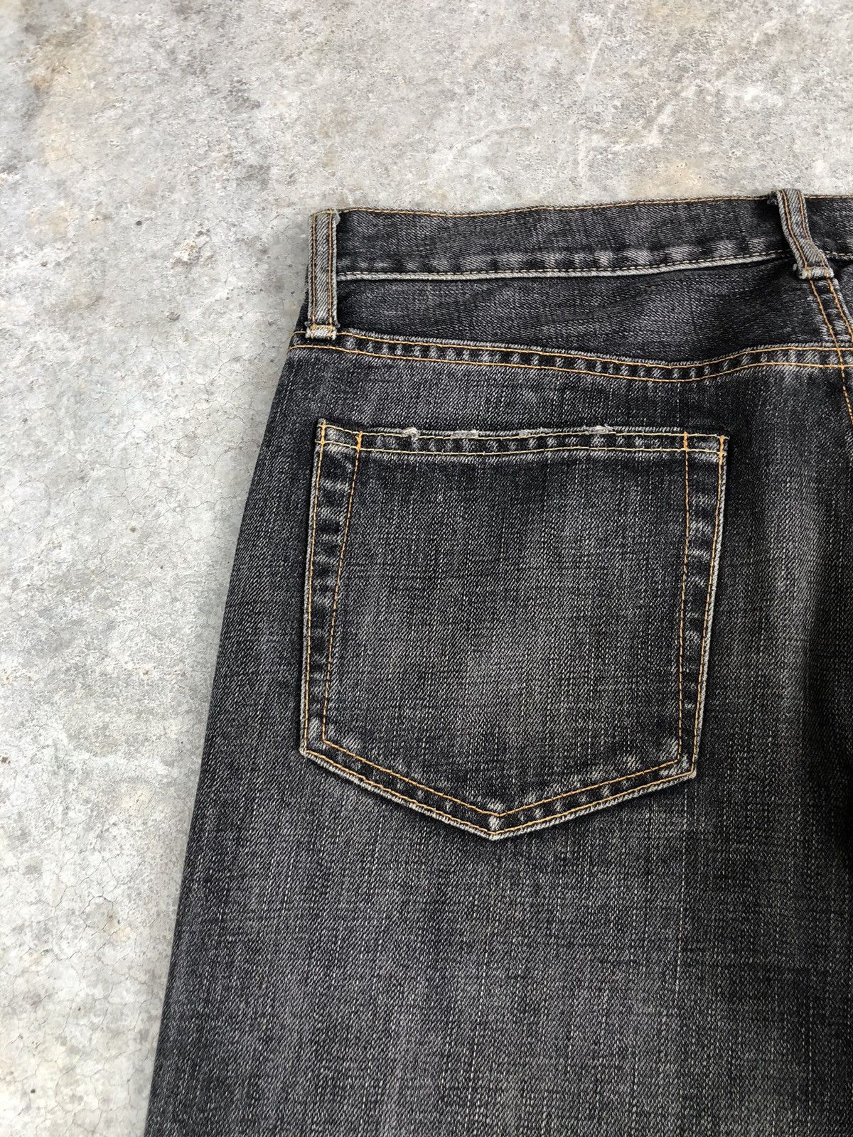 If Six Was Nine Japanese Uniqlo Flared Jeans Distressed Jeans Size US 33 - 17 Thumbnail