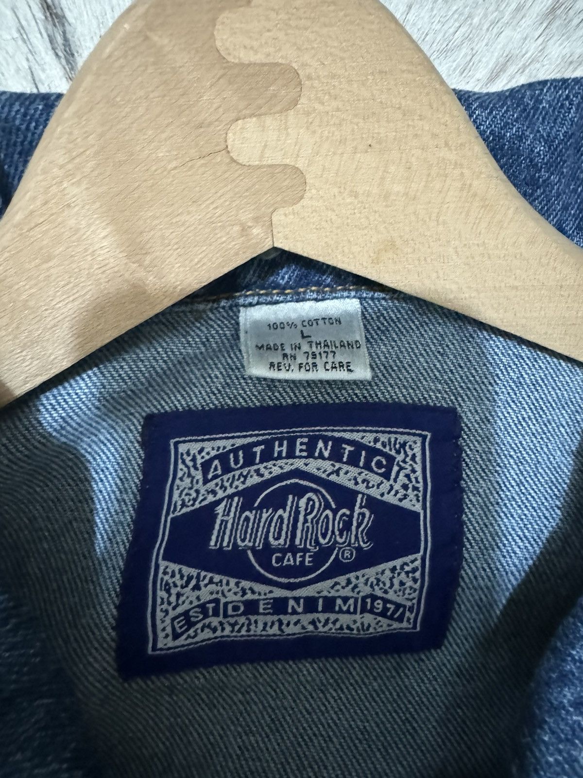 Hard Rock Cafe × Vintage Hard rock cafe denim jacket Size US L / EU 52-54 / 3 - 3 Thumbnail
