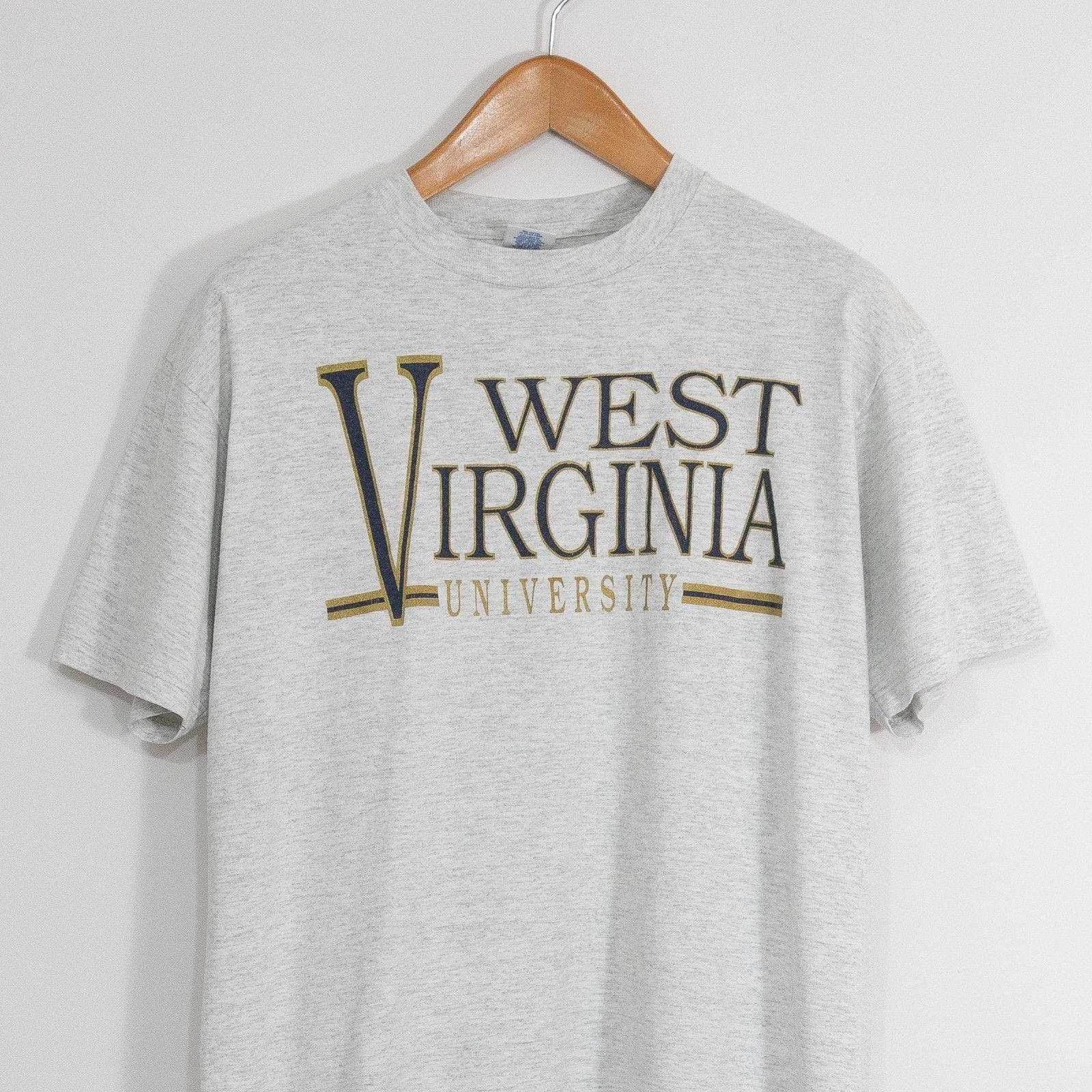 Vintage Vintage 90s West Virginia University T Shirt Mens Large Size US M / EU 48-50 / 2 - 2 Thumbnail