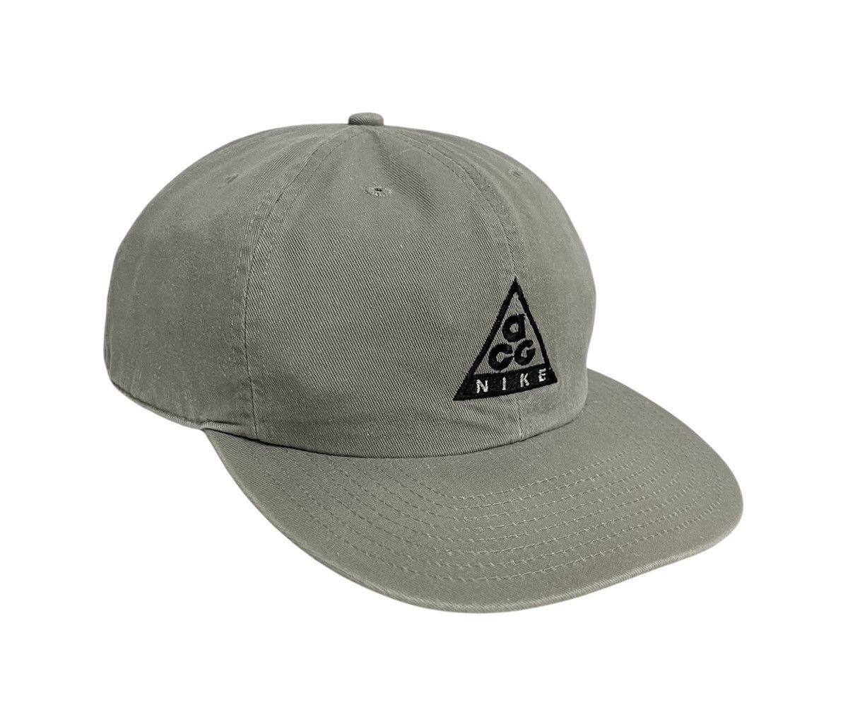 VINTAGE 90s NIKE ACG LOGO BEIGE HATS CAP